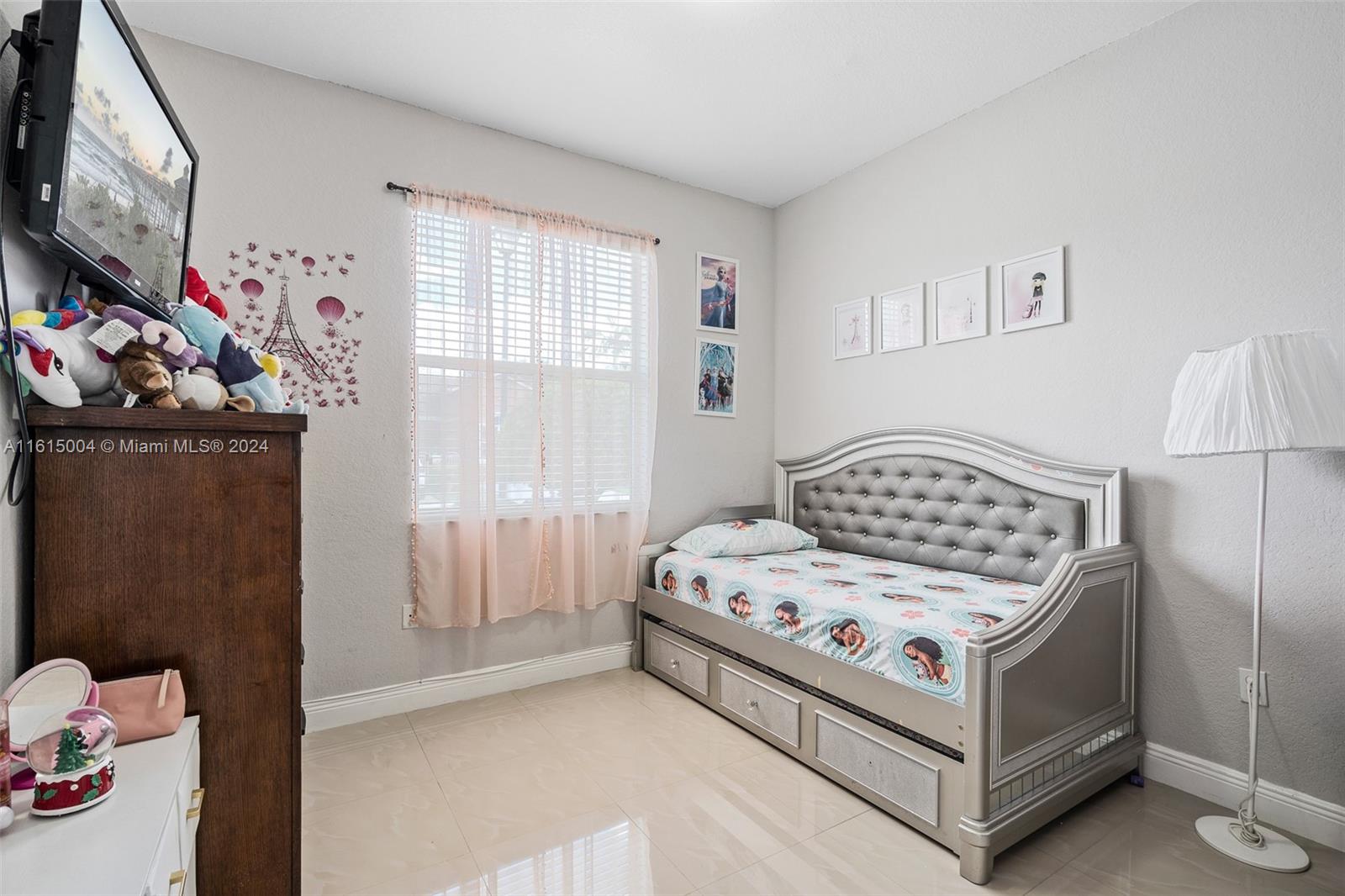 11112 SW 236th Ter