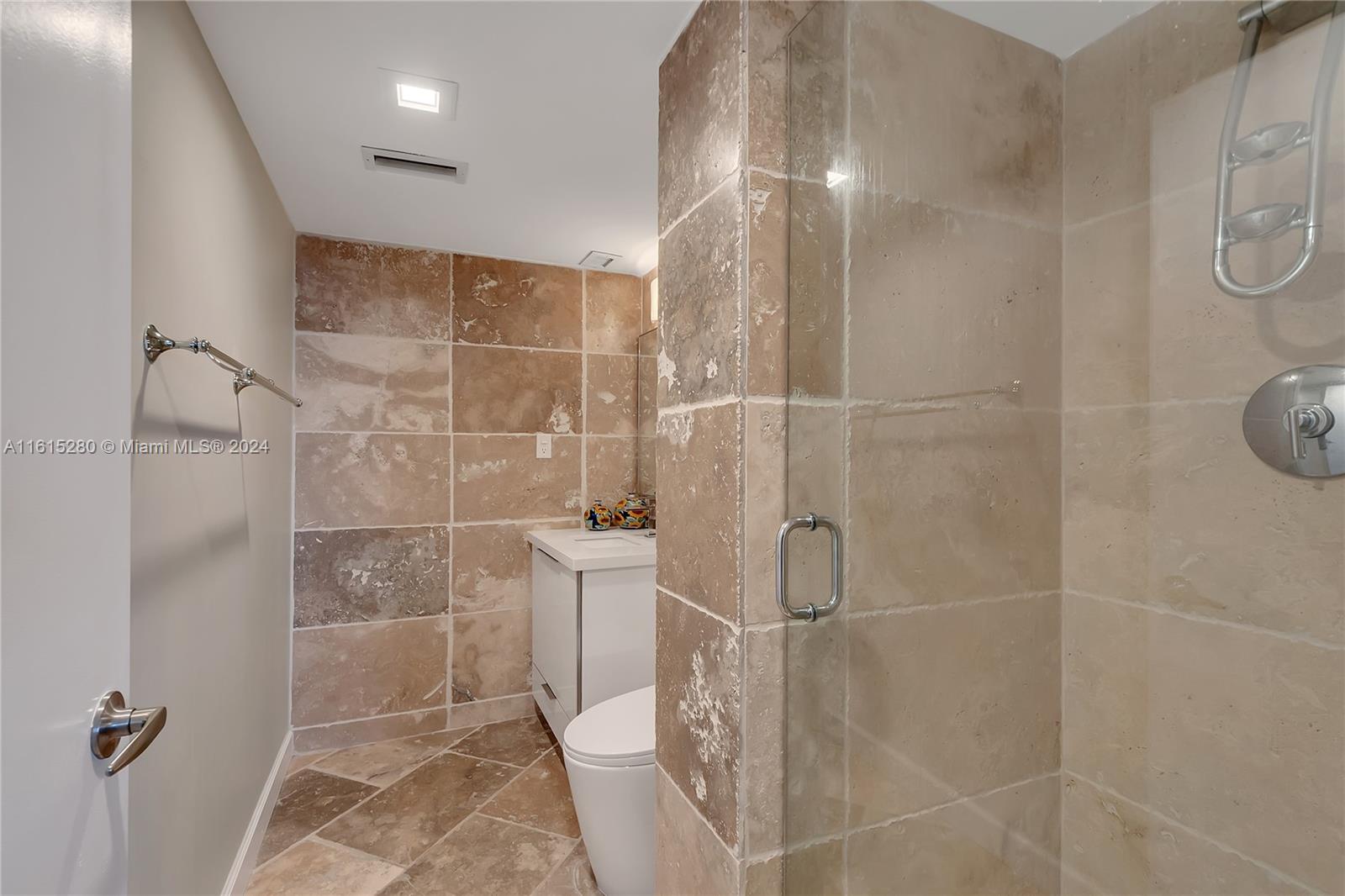 9225 Collins Ave # 1402