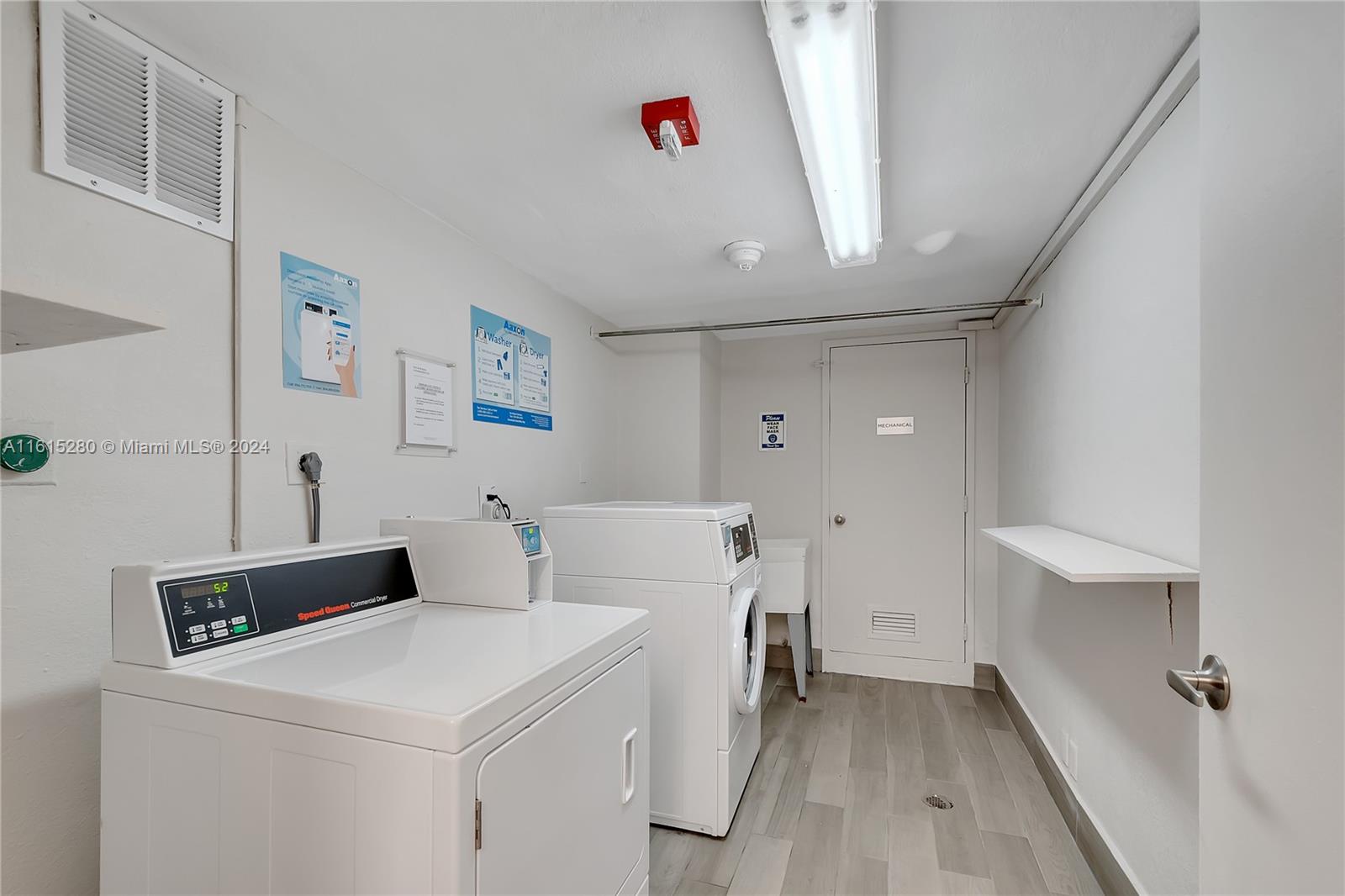 9225 Collins Ave # 1402