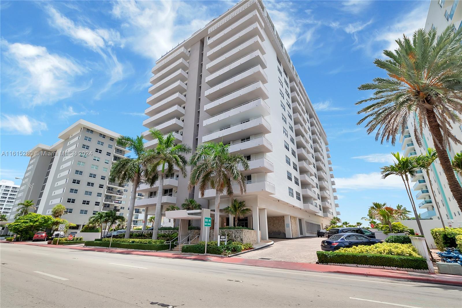 9225 Collins Ave # 1402