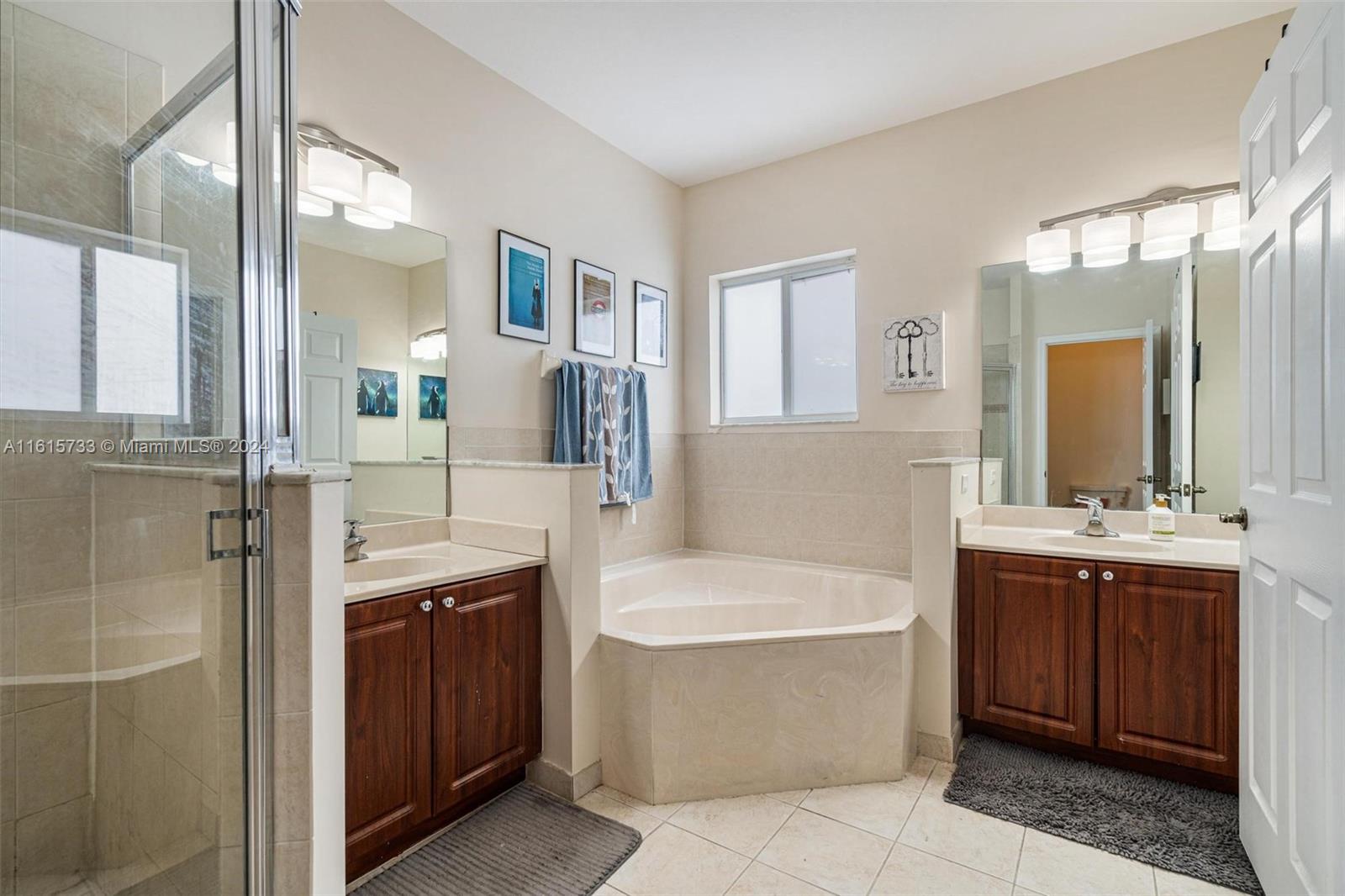 1645 SE 23rd Way # 1645