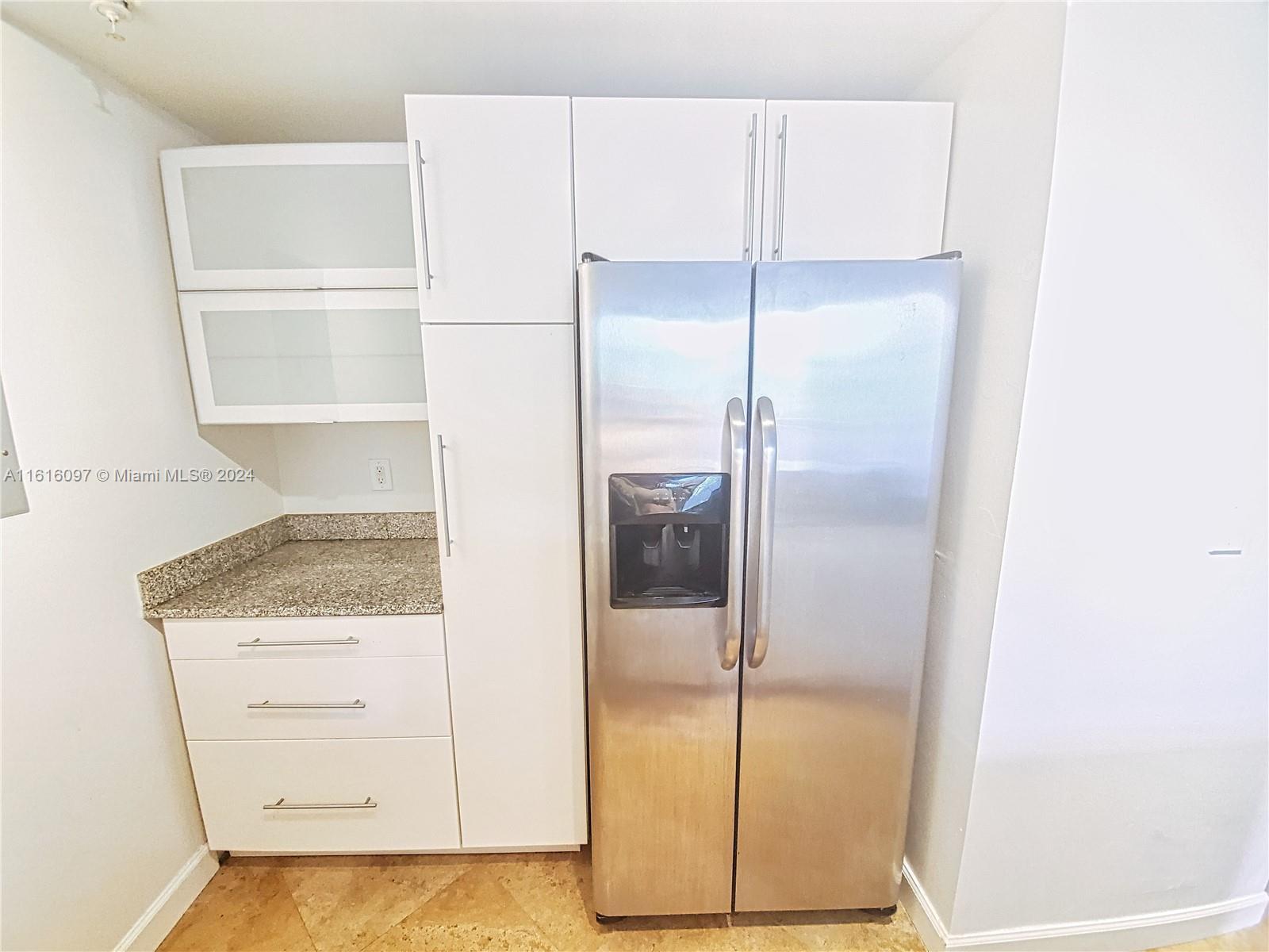 275 NE 18th St # 203