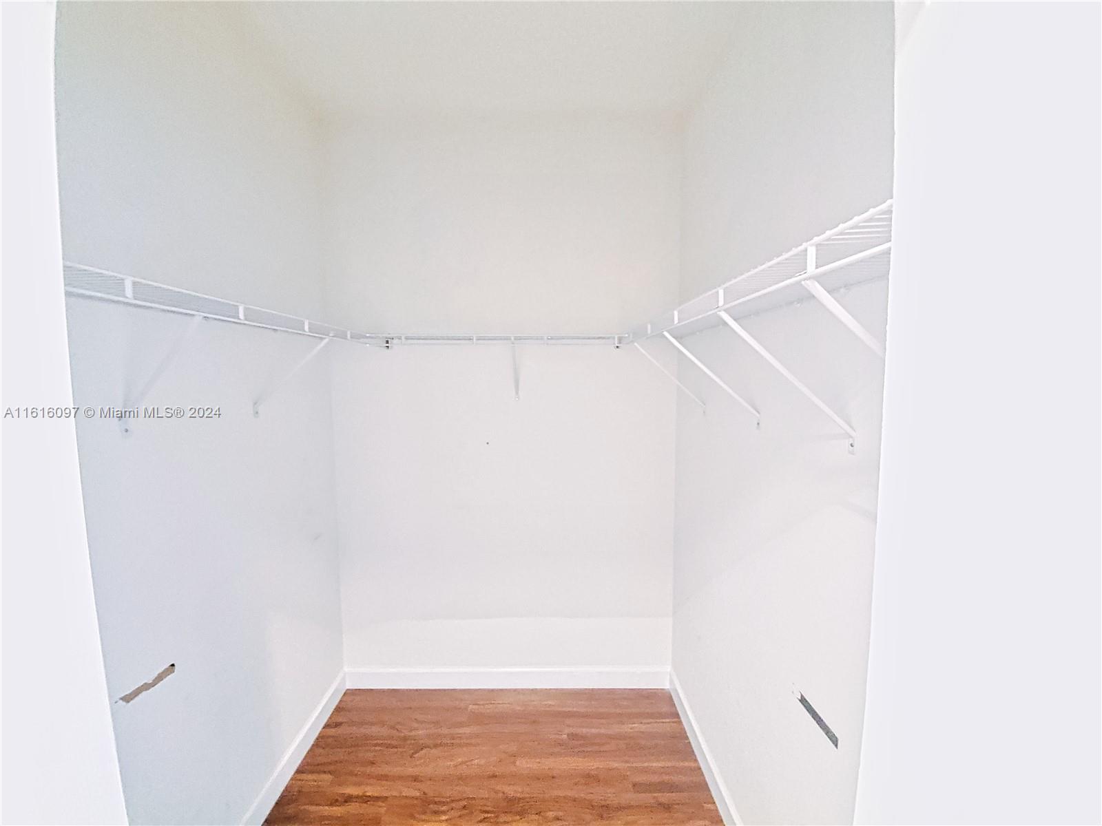 275 NE 18th St # 203