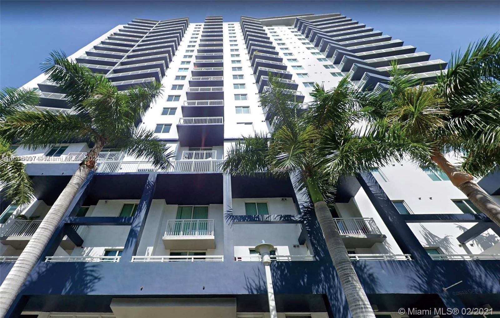 275 NE 18th St # 203