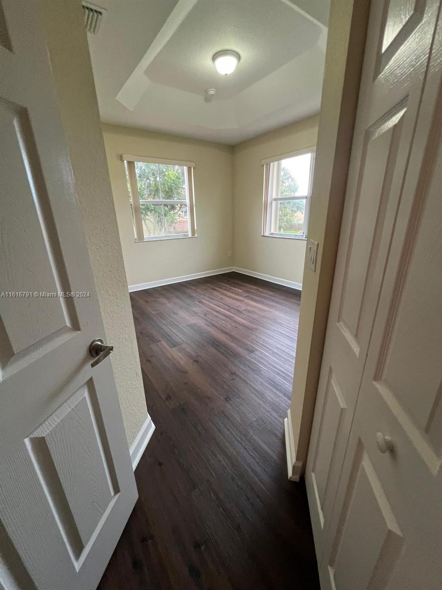 3355 NE 13th Cir Dr # 28 Unit: 103-28