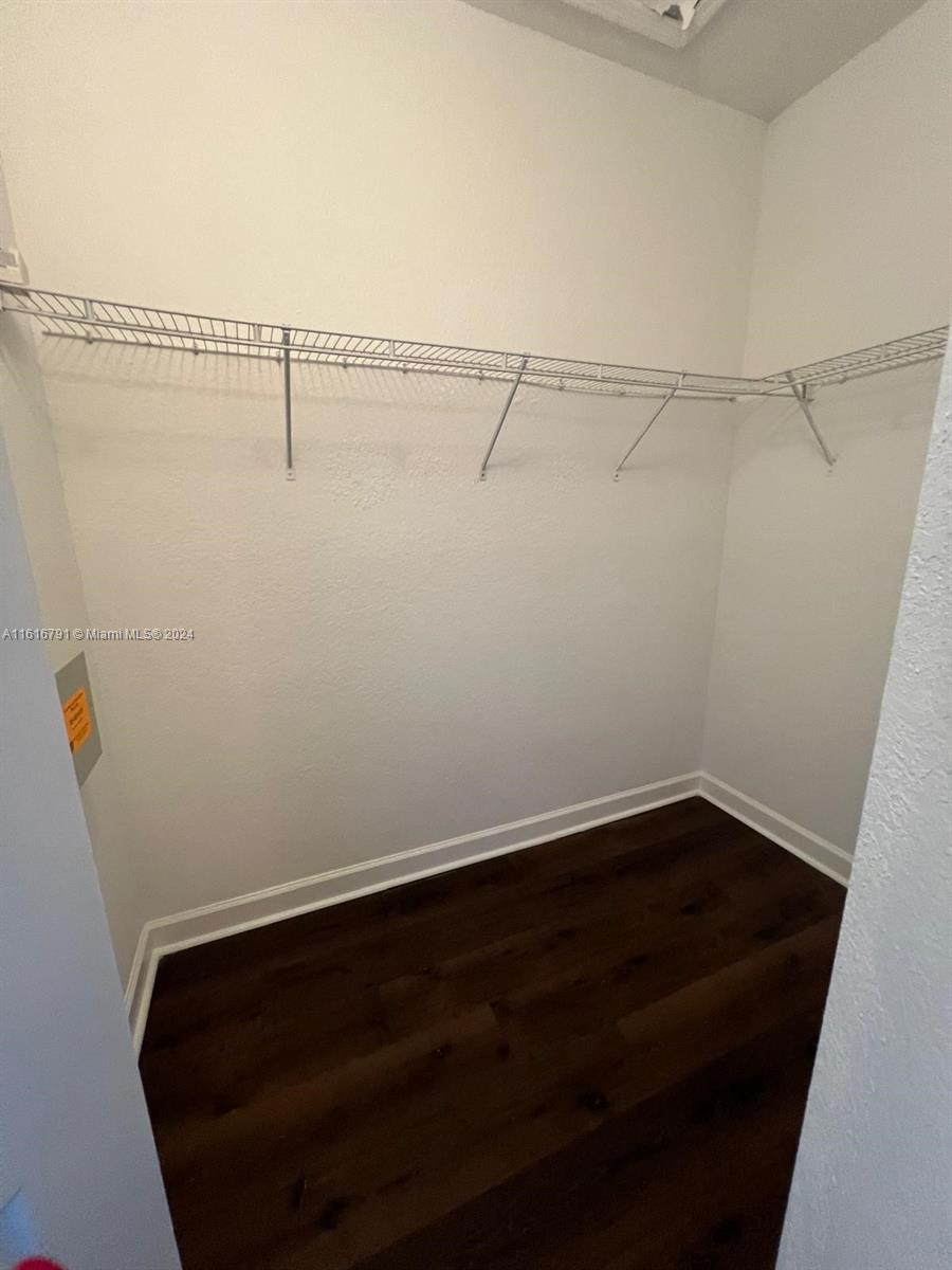 3355 NE 13th Cir Dr # 28 Unit: 103-28