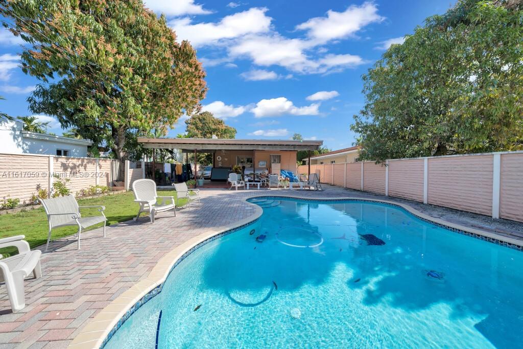 436 SW 26th Rd