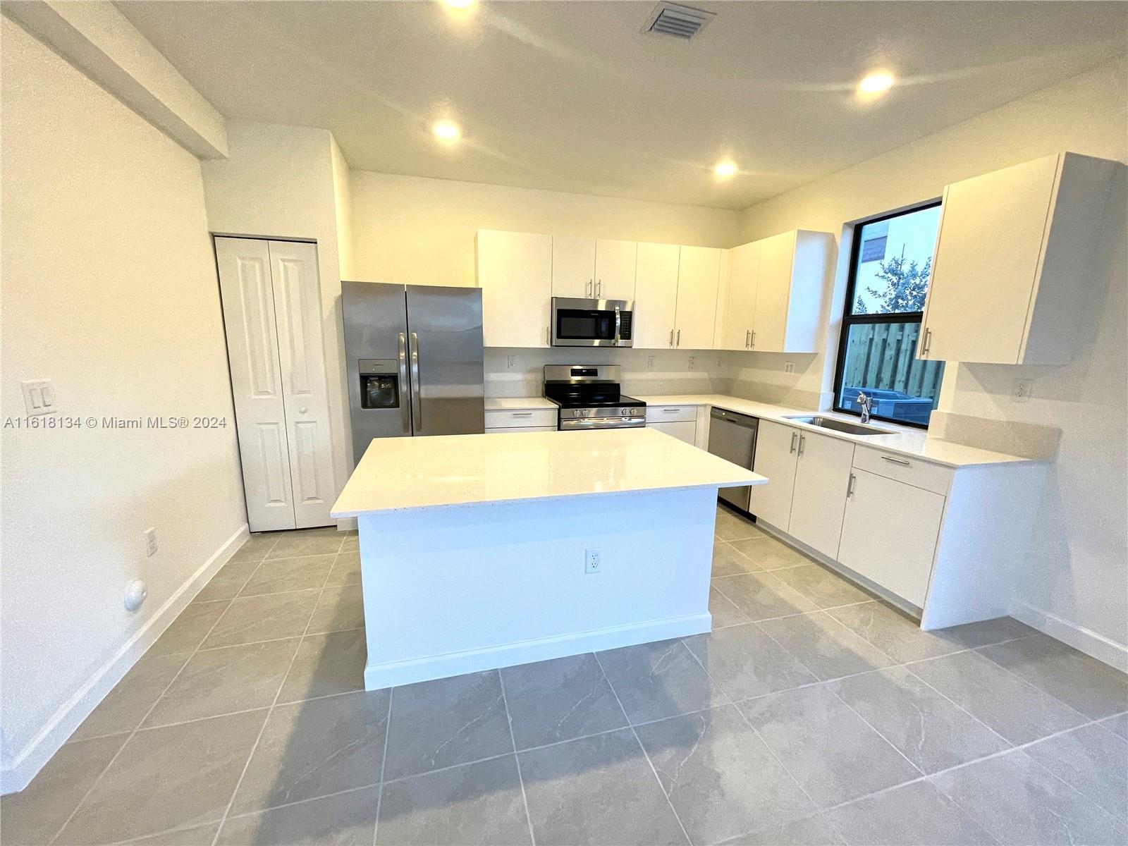 23089 SW 129th Pl # 23089