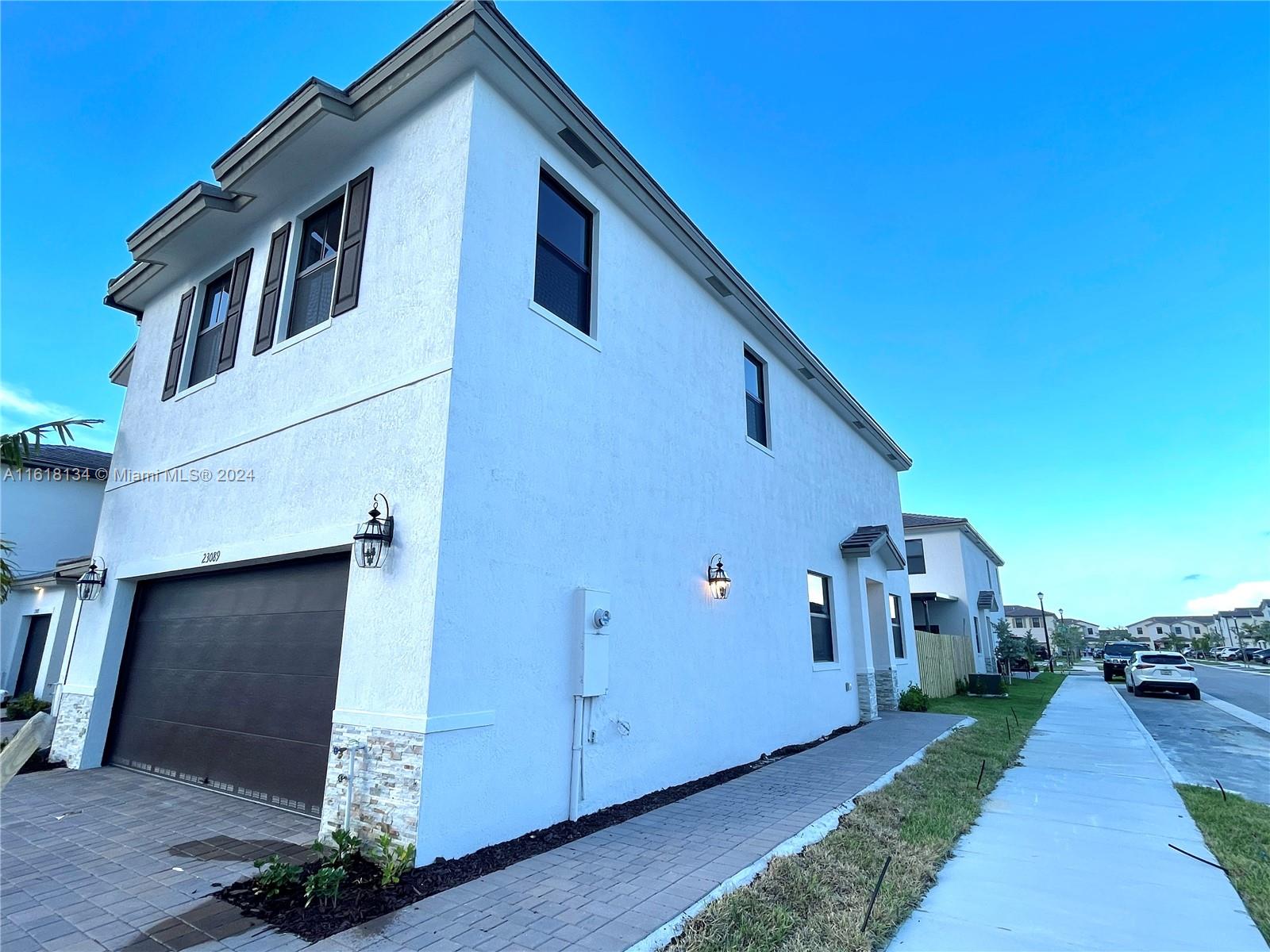 23089 SW 129th Pl # 23089