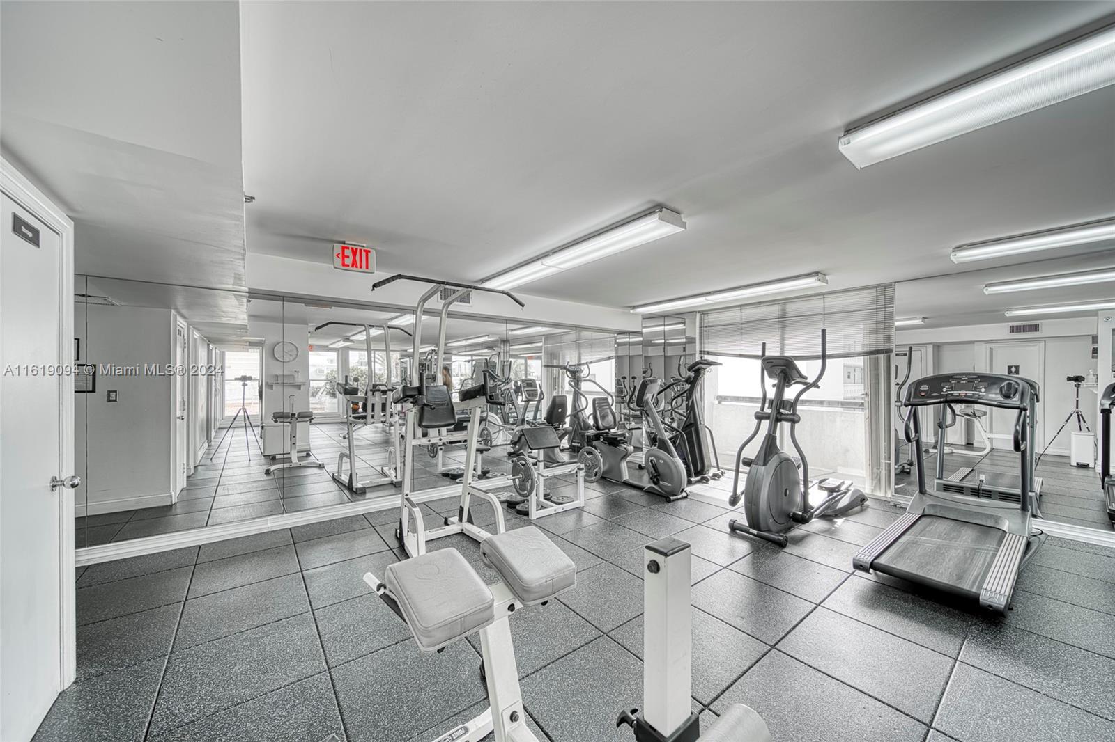 1775 Washington Ave # 6C