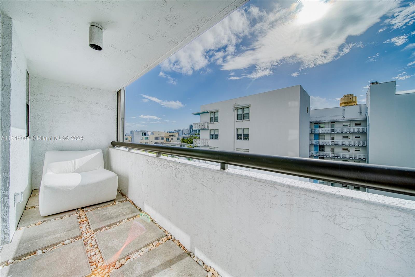 1775 Washington Ave # 6C
