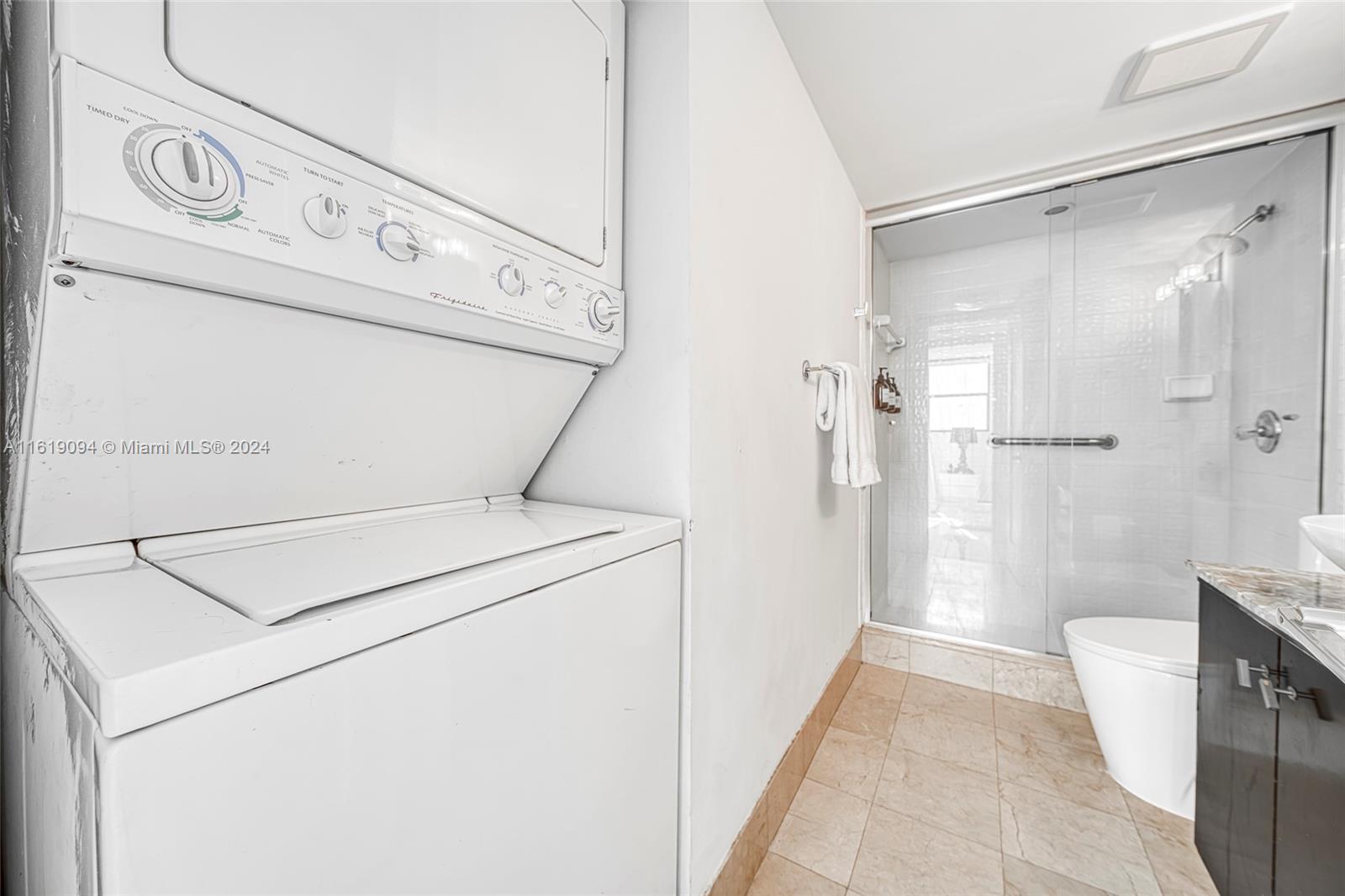 1775 Washington Ave # 6C