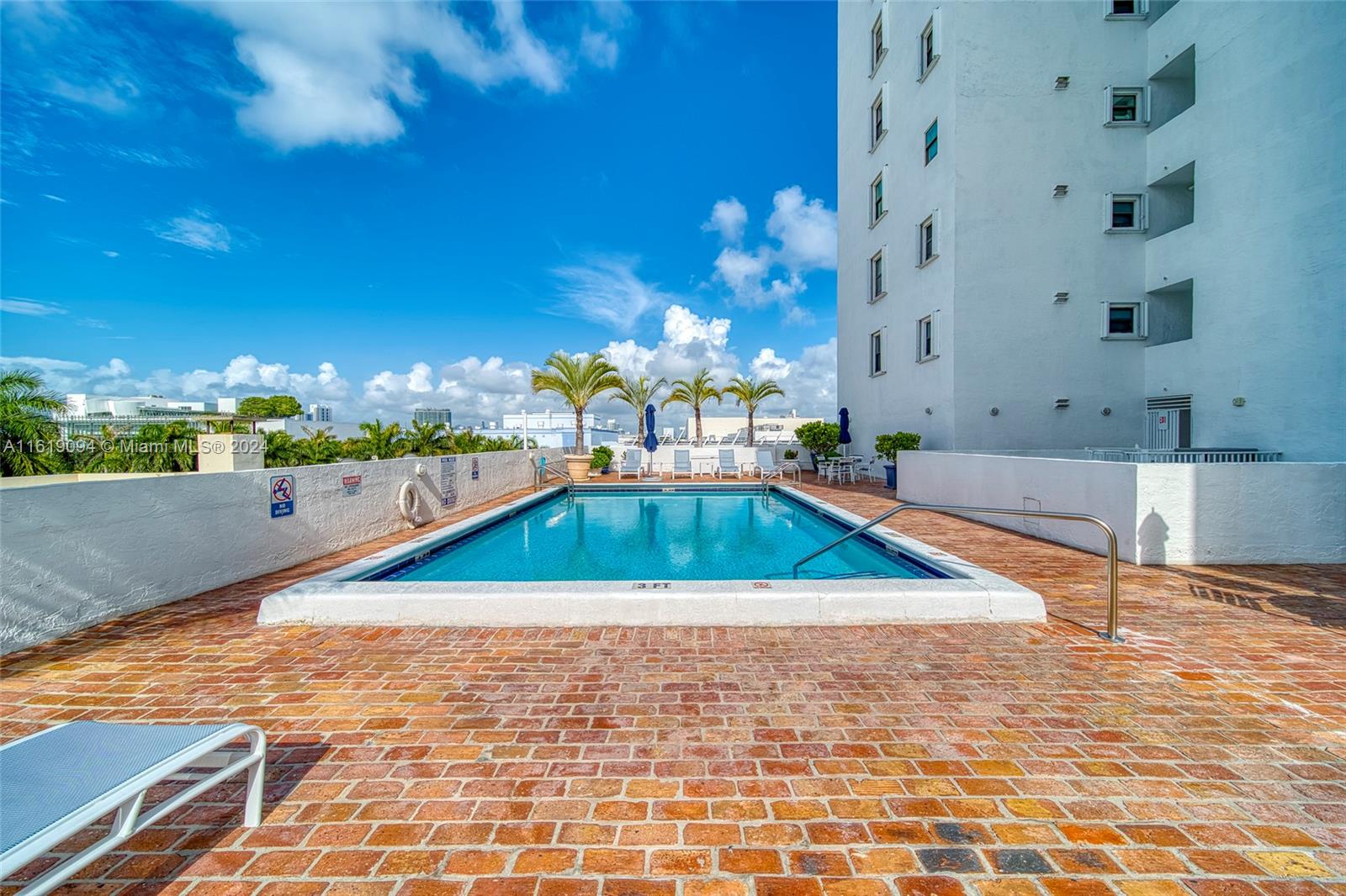 1775 Washington Ave # 6C