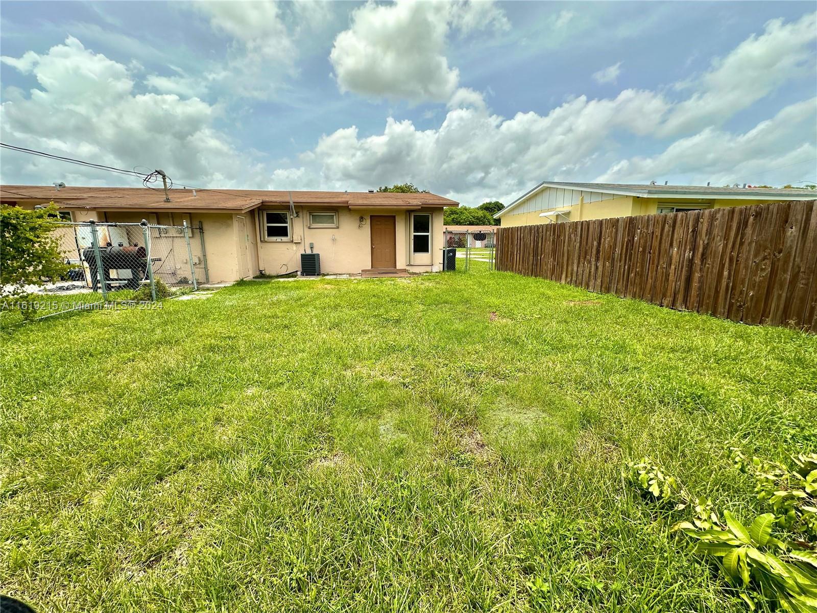11330 SW 207th Dr # 11330