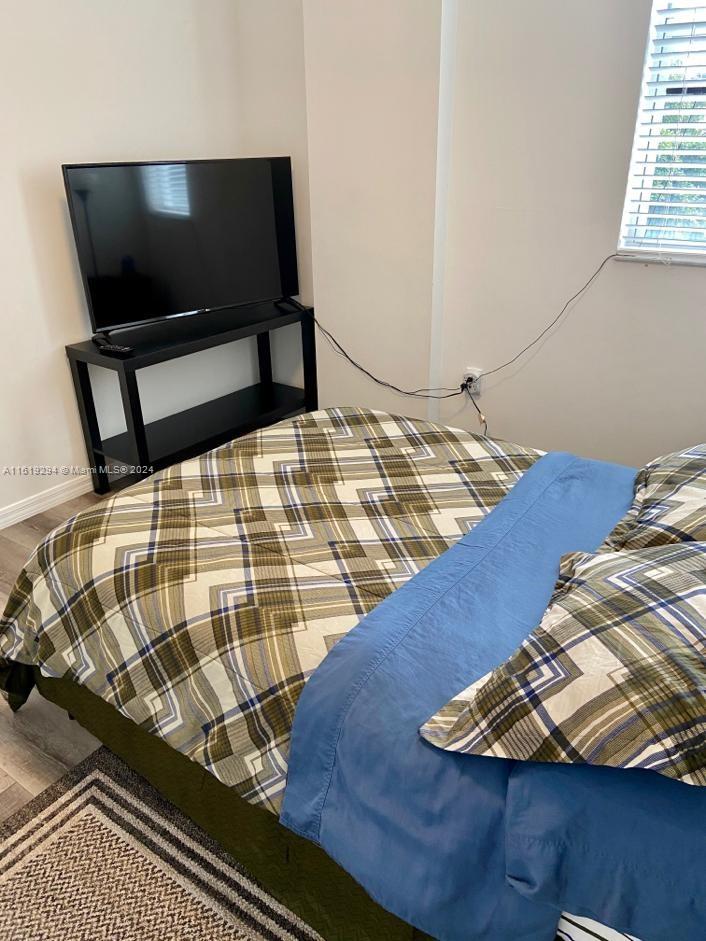 115 SW 11th St # 503