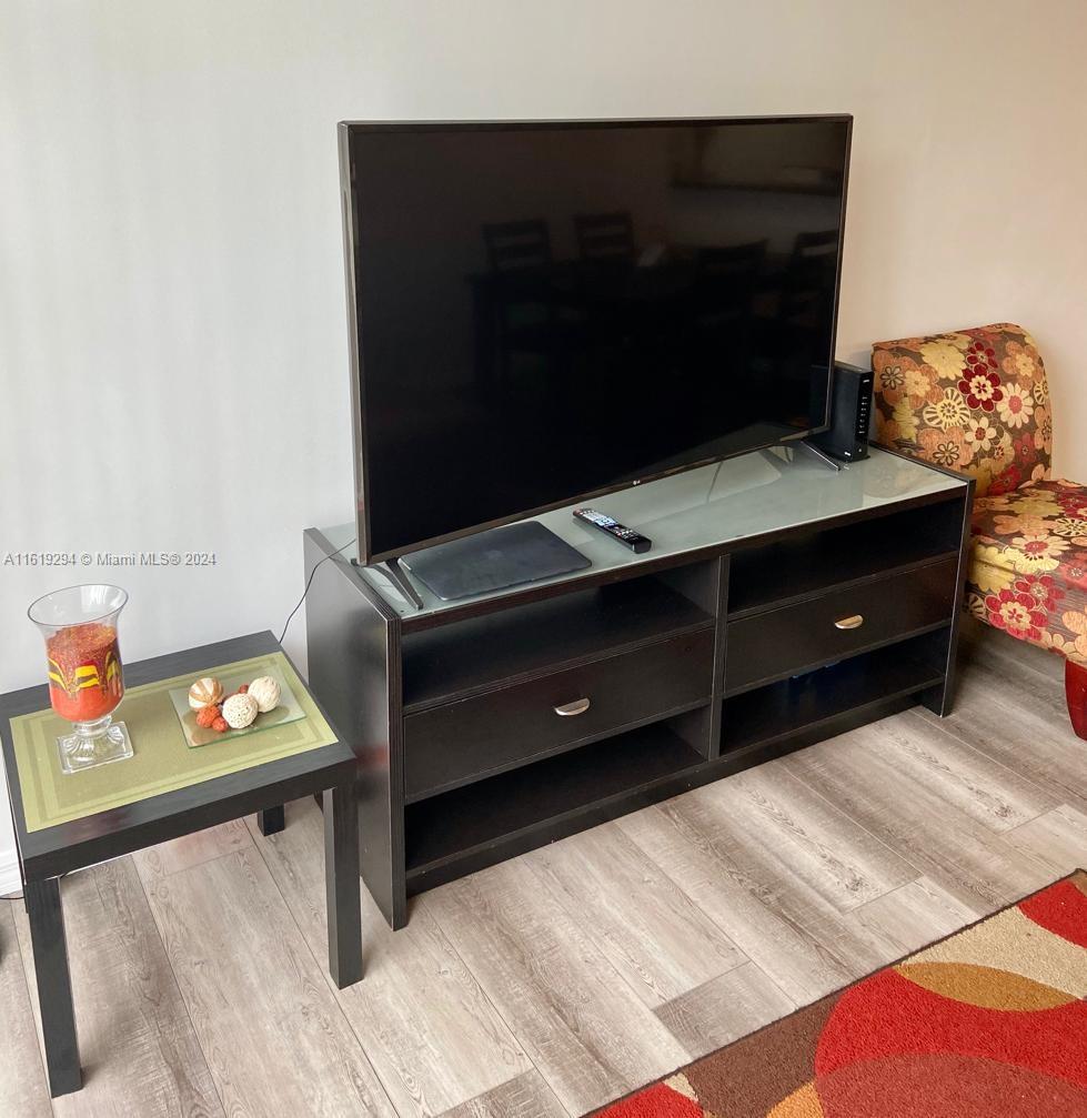 115 SW 11th St # 503