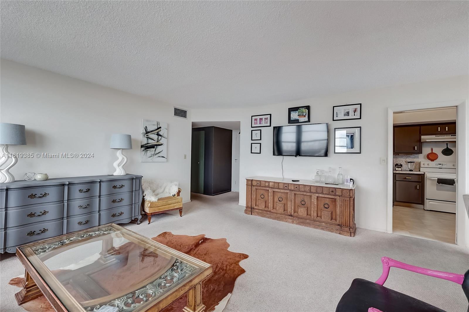 1351 NE Miami Gardens Dr Unit: 1506E