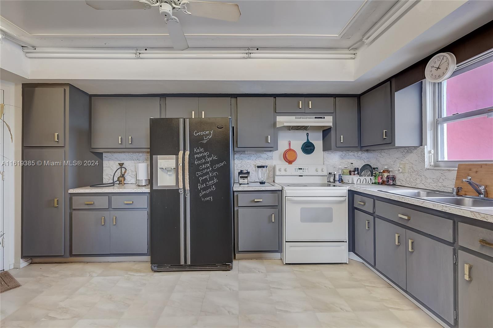 1351 NE Miami Gardens Dr Unit: 1506E