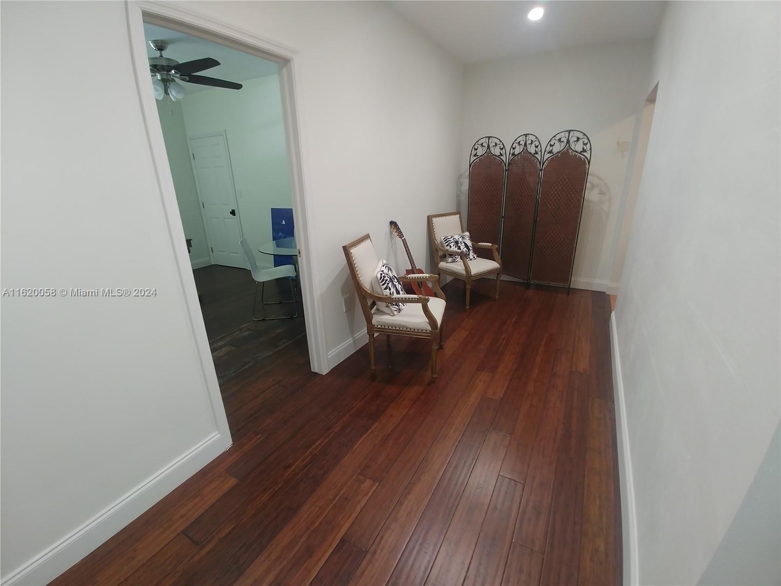 12420 SW 105th Ave