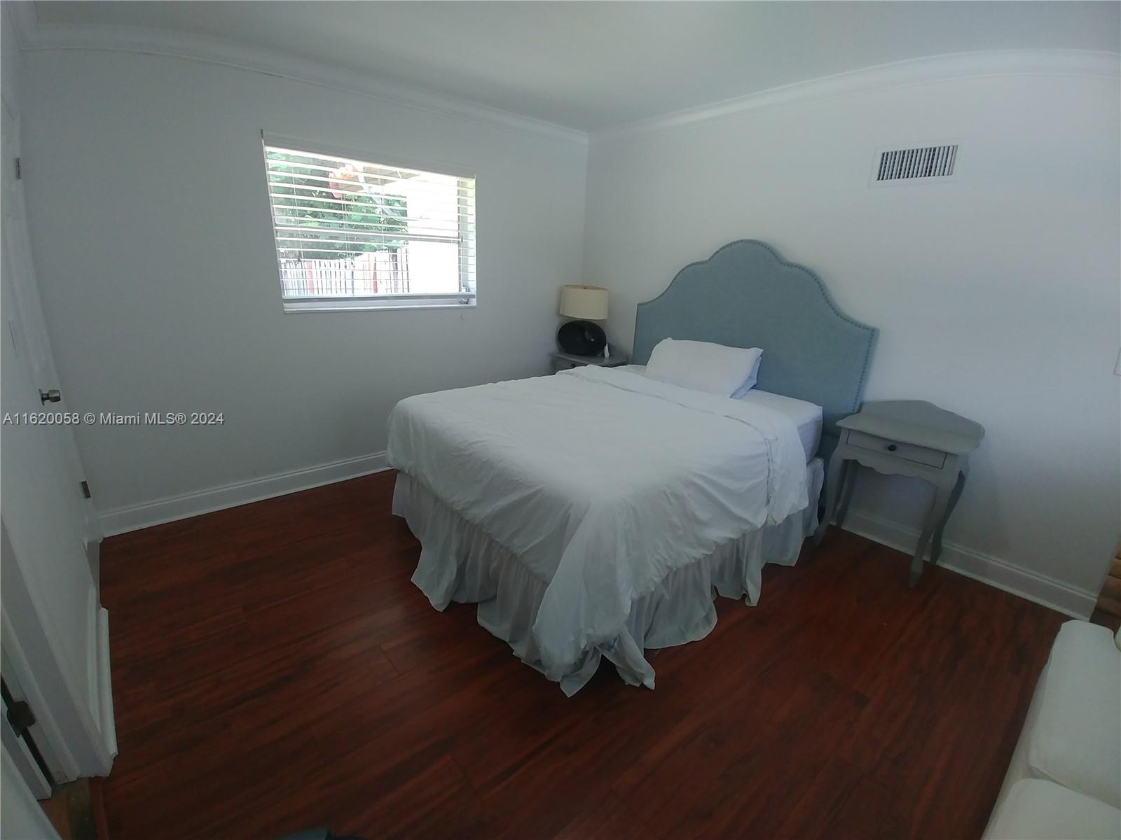 12420 SW 105th Ave