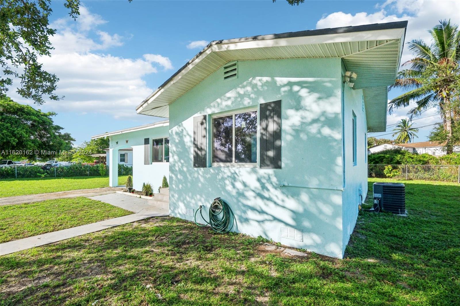 8731 NW 16th Ave