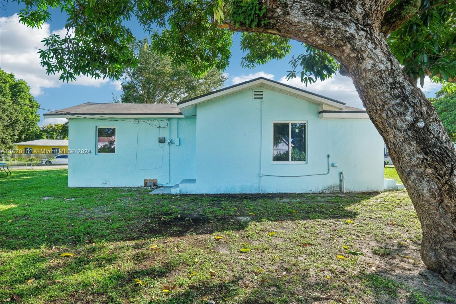 8731 NW 16th Ave