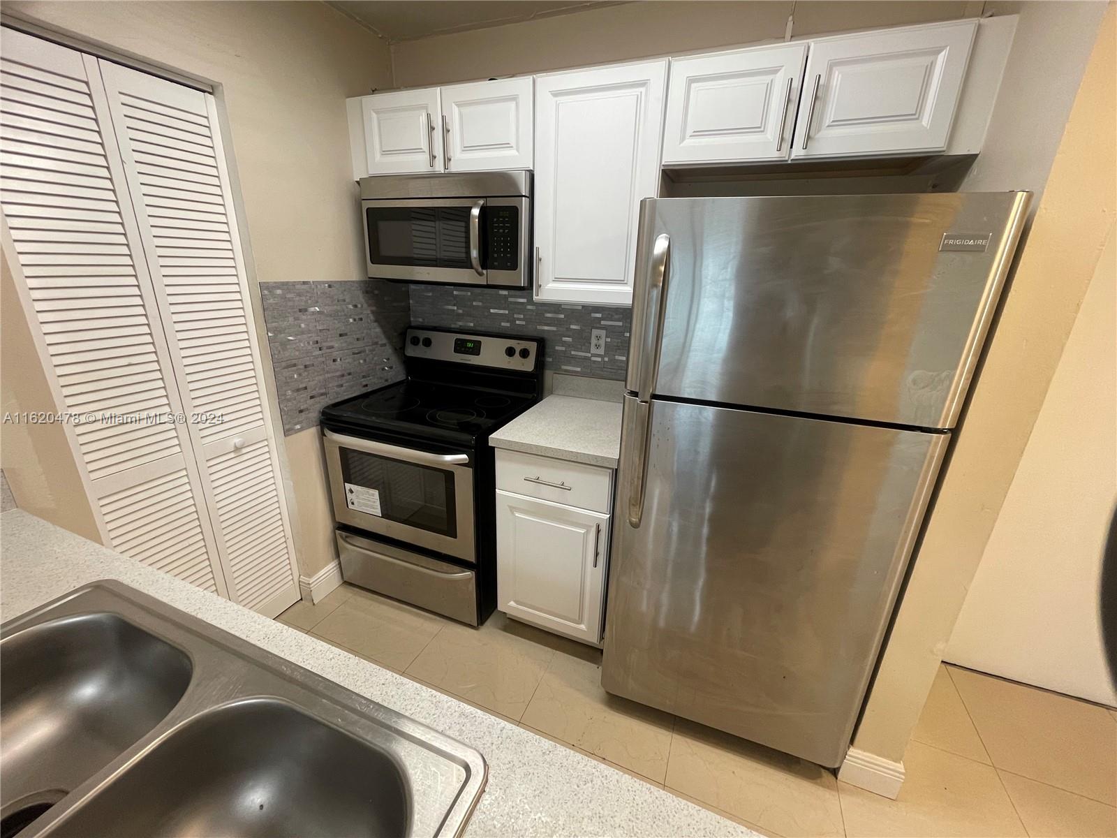 850 N Miami Ave Unit: W-810