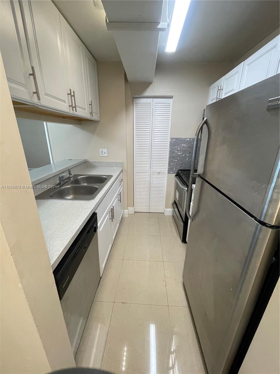 850 N Miami Ave Unit: W-810
