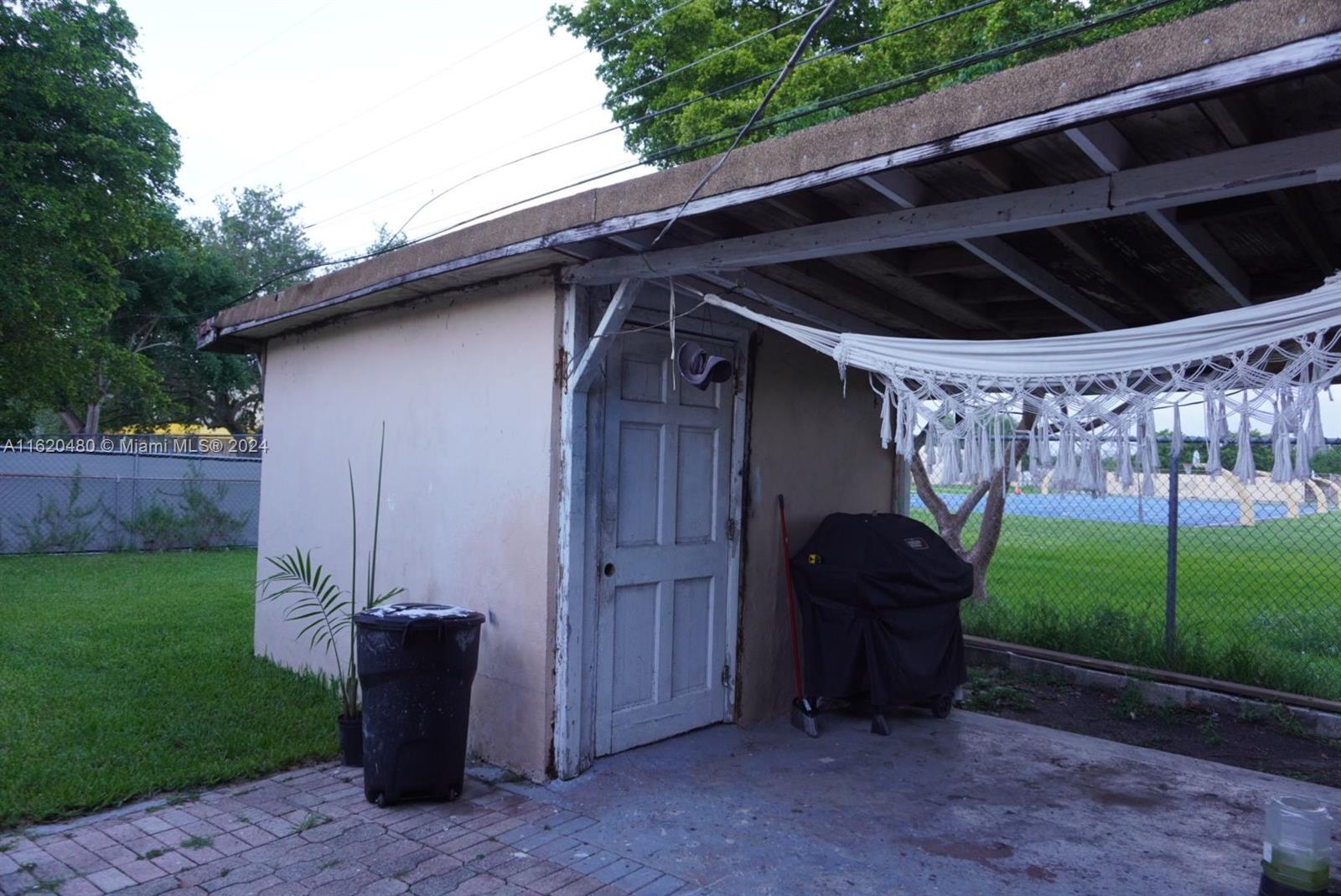 2332 SW 129th Ct