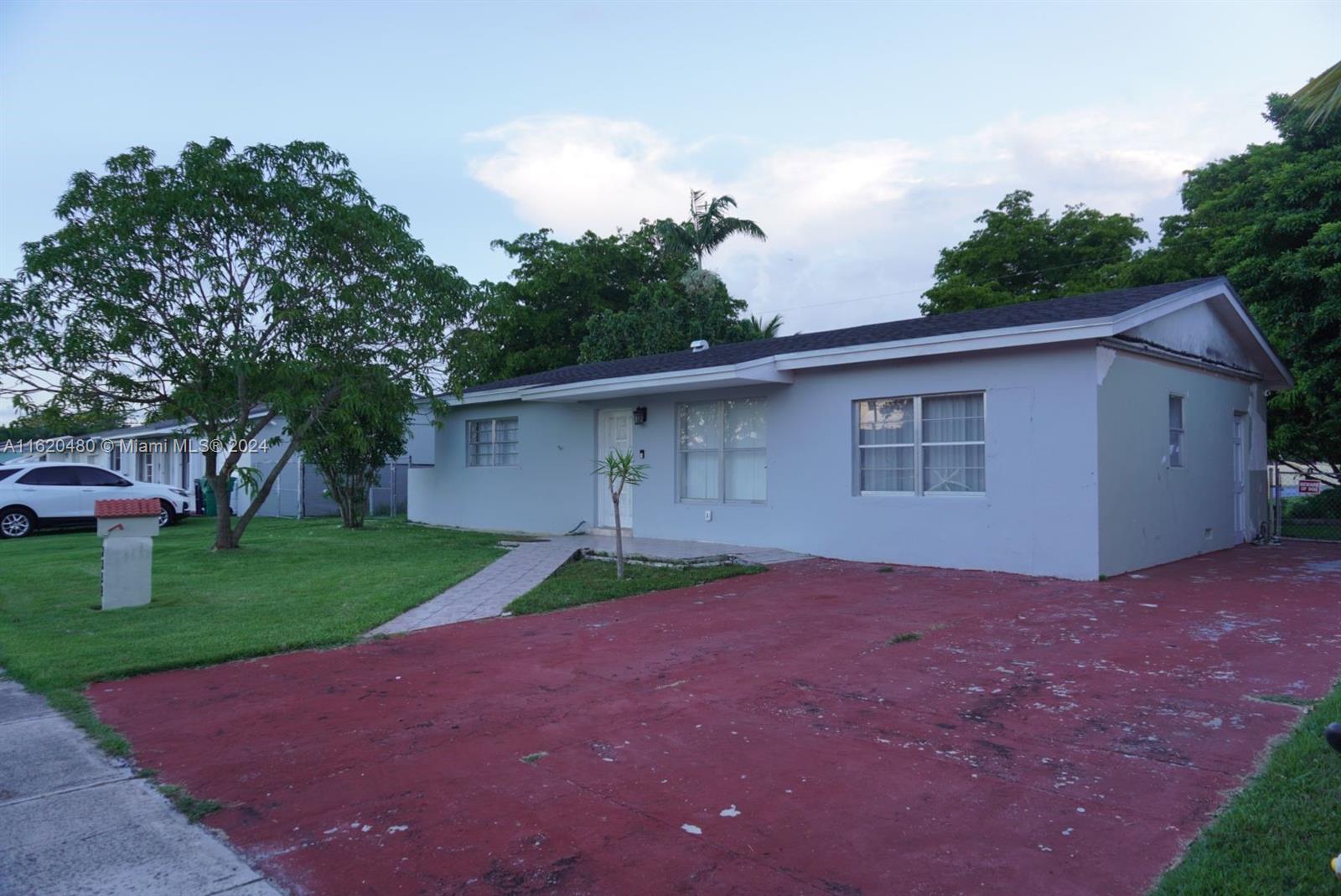 2332 SW 129th Ct