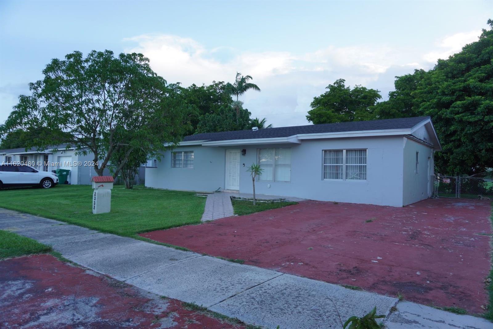 2332 SW 129th Ct