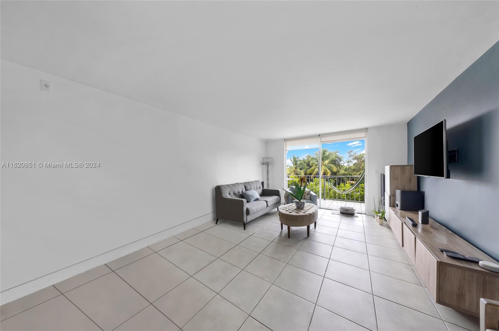 700 NE 63rd St # D407