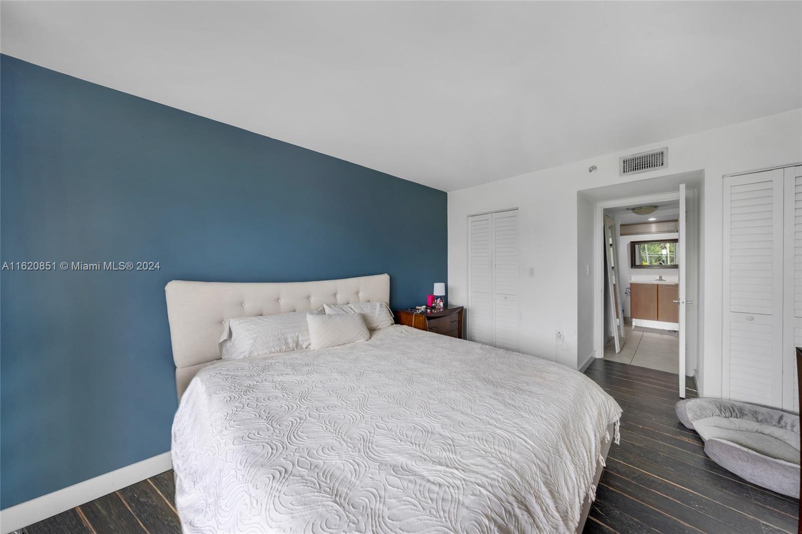 700 NE 63rd St # D407