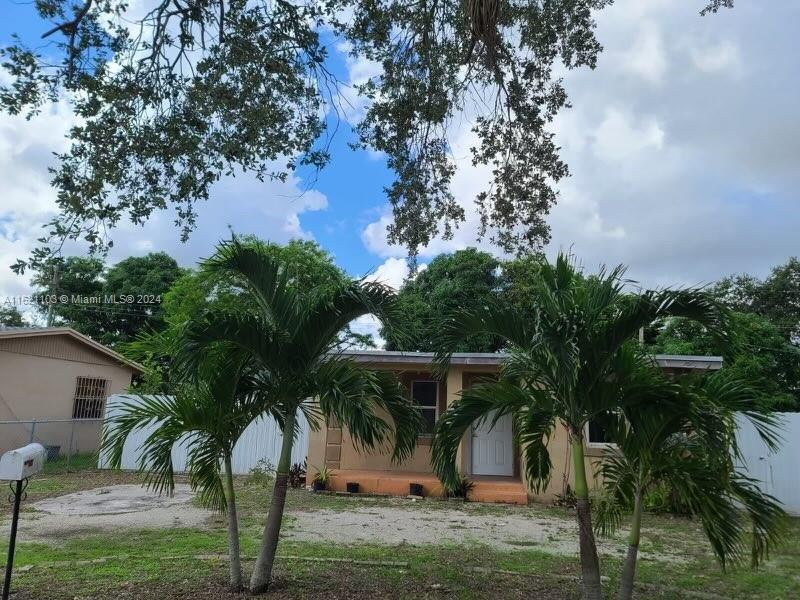 2220 NW 152nd St