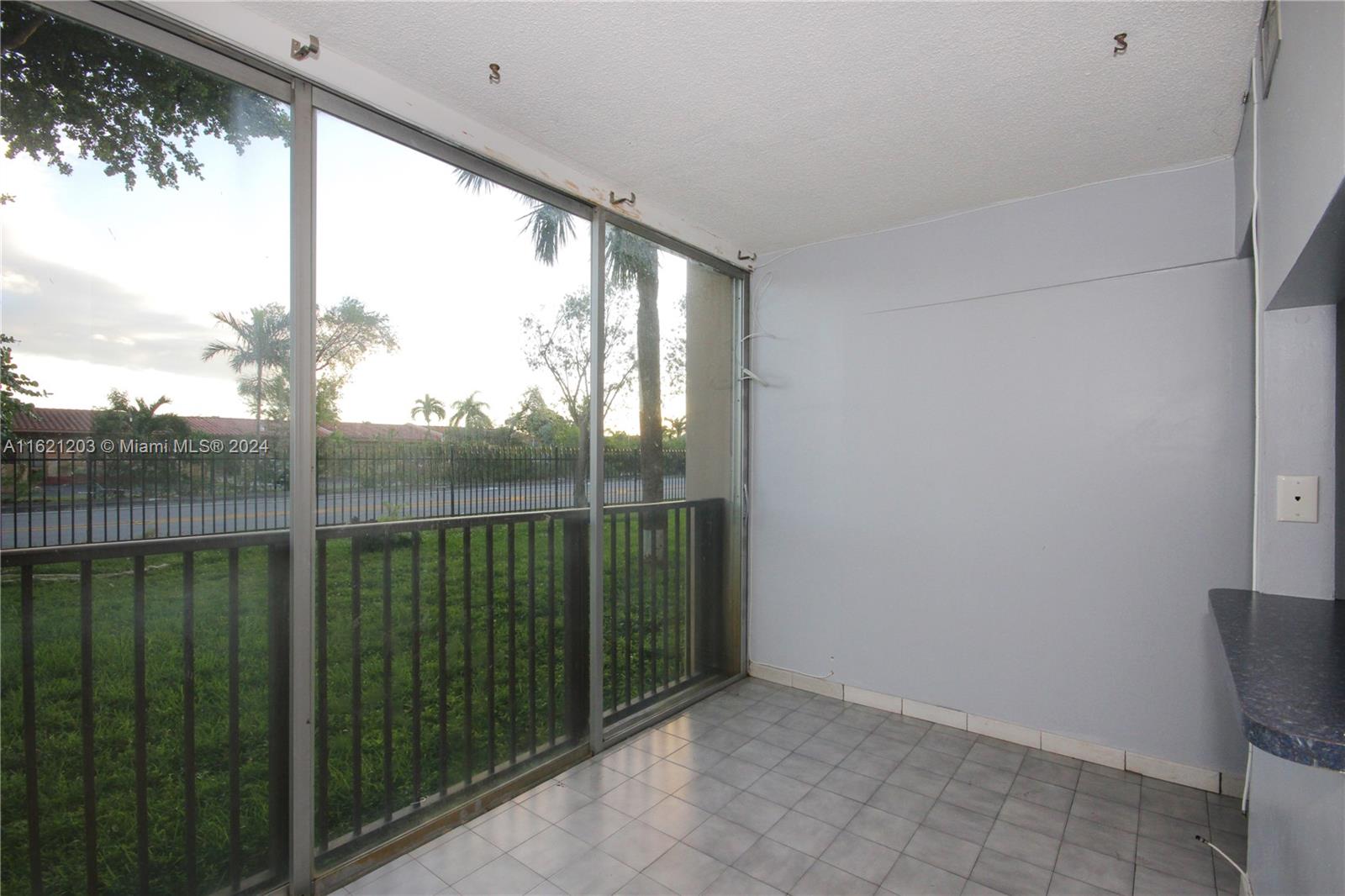 9411 SW 4th St # 112