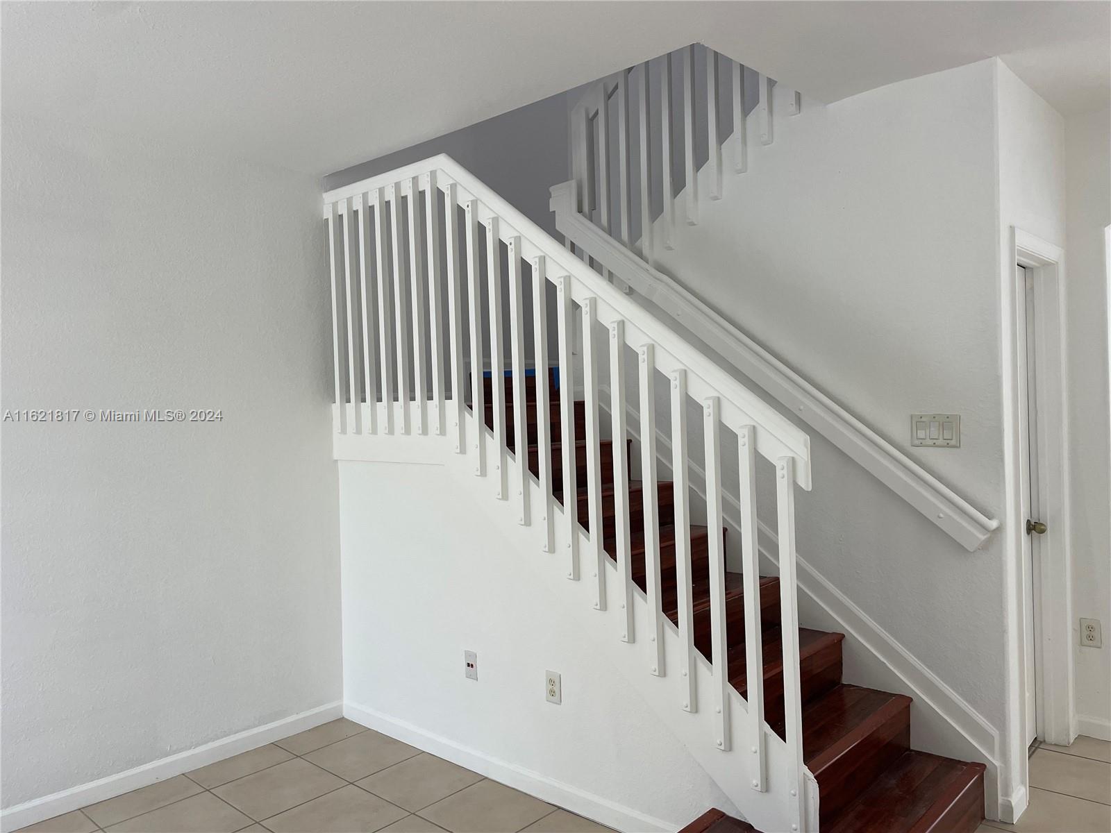 2459 SE 15th Pl # 203