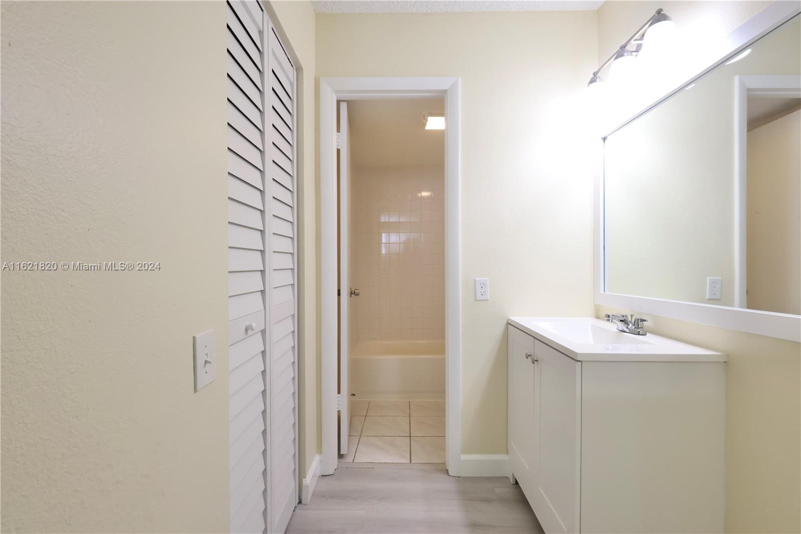 9401 Lime Bay Blvd # 215