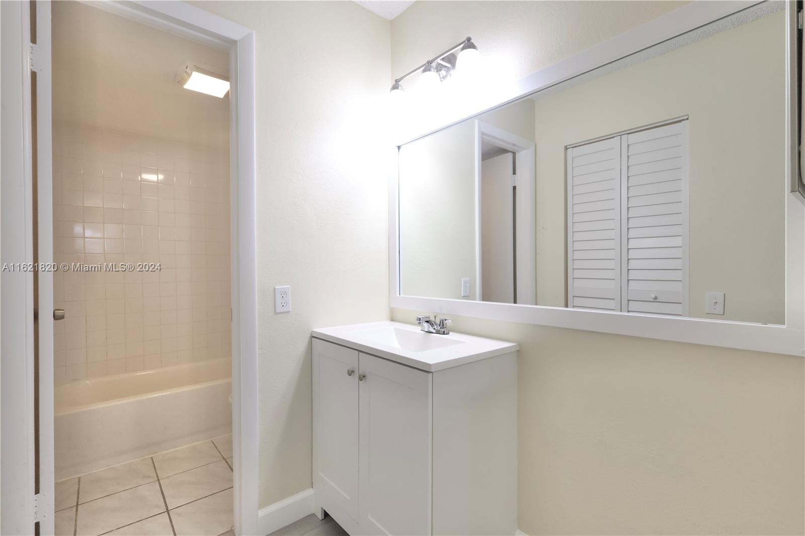 9401 Lime Bay Blvd # 215