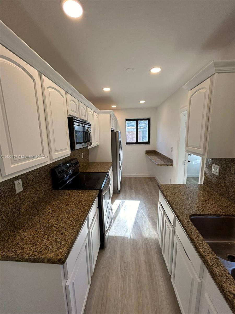 1825 NW 126th St