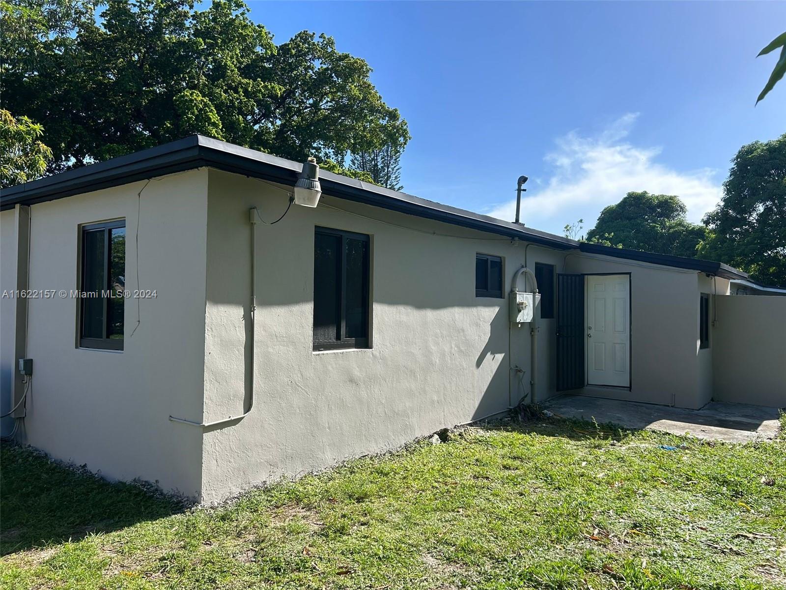 1825 NW 126th St