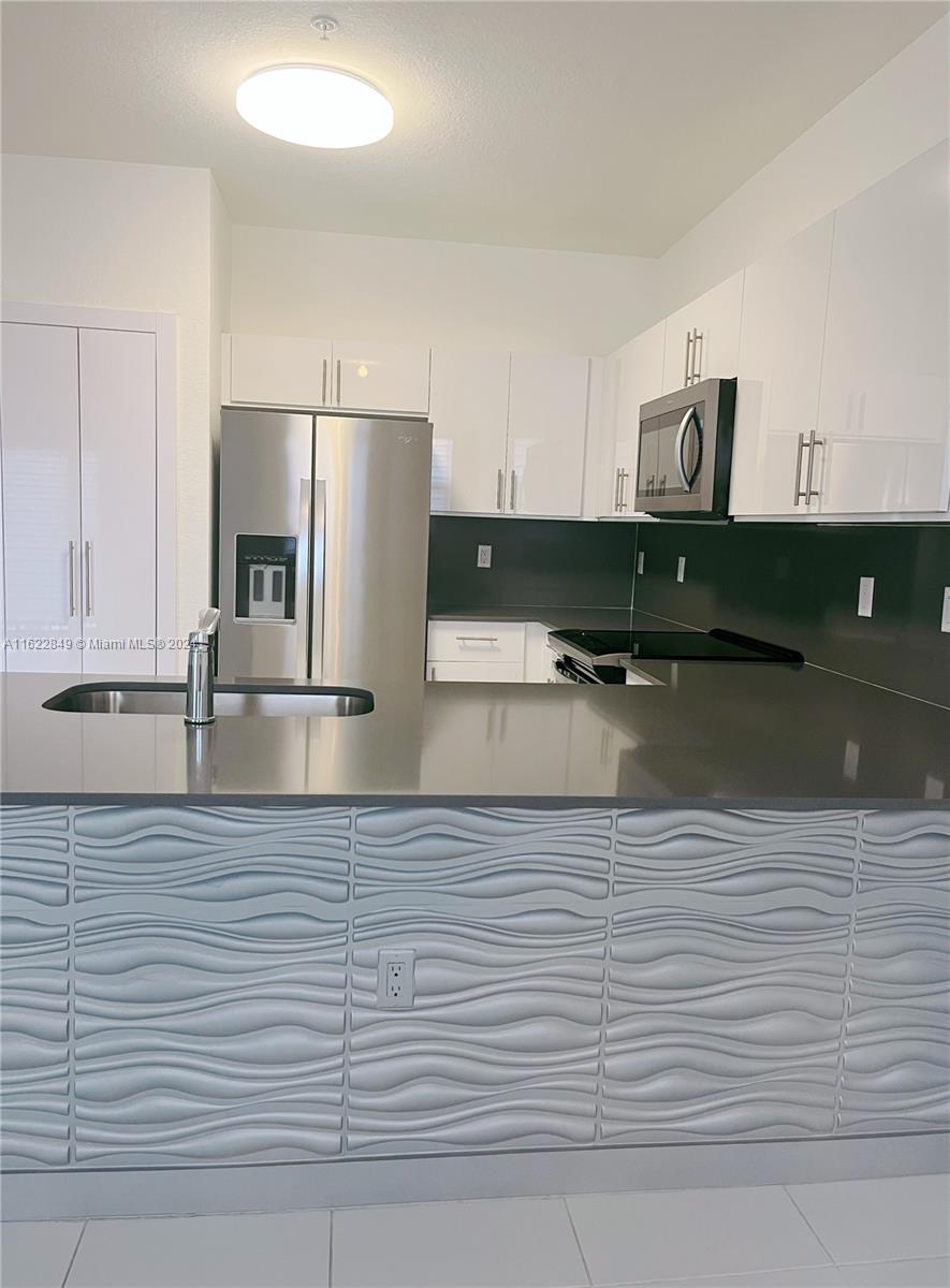 15650 SW 136th St # 218