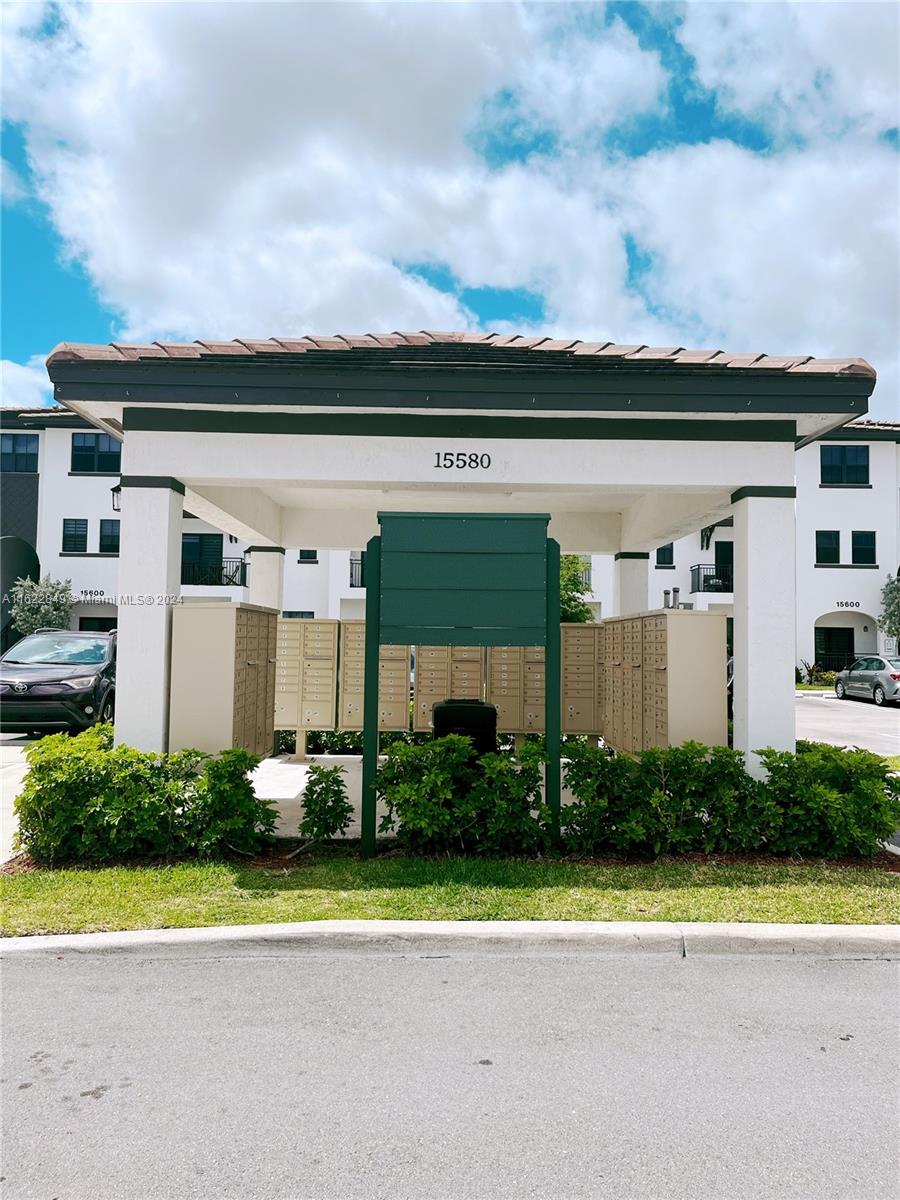 15650 SW 136th St # 218