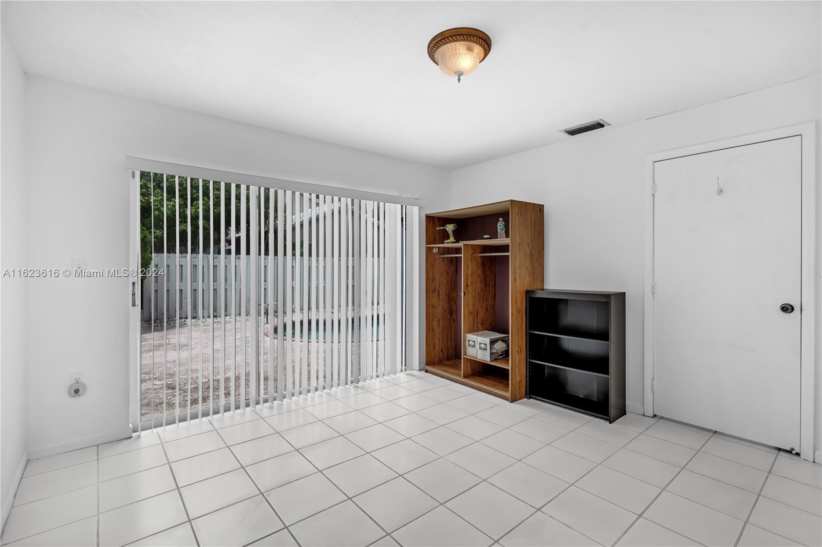 15639 SW 98th Ter
