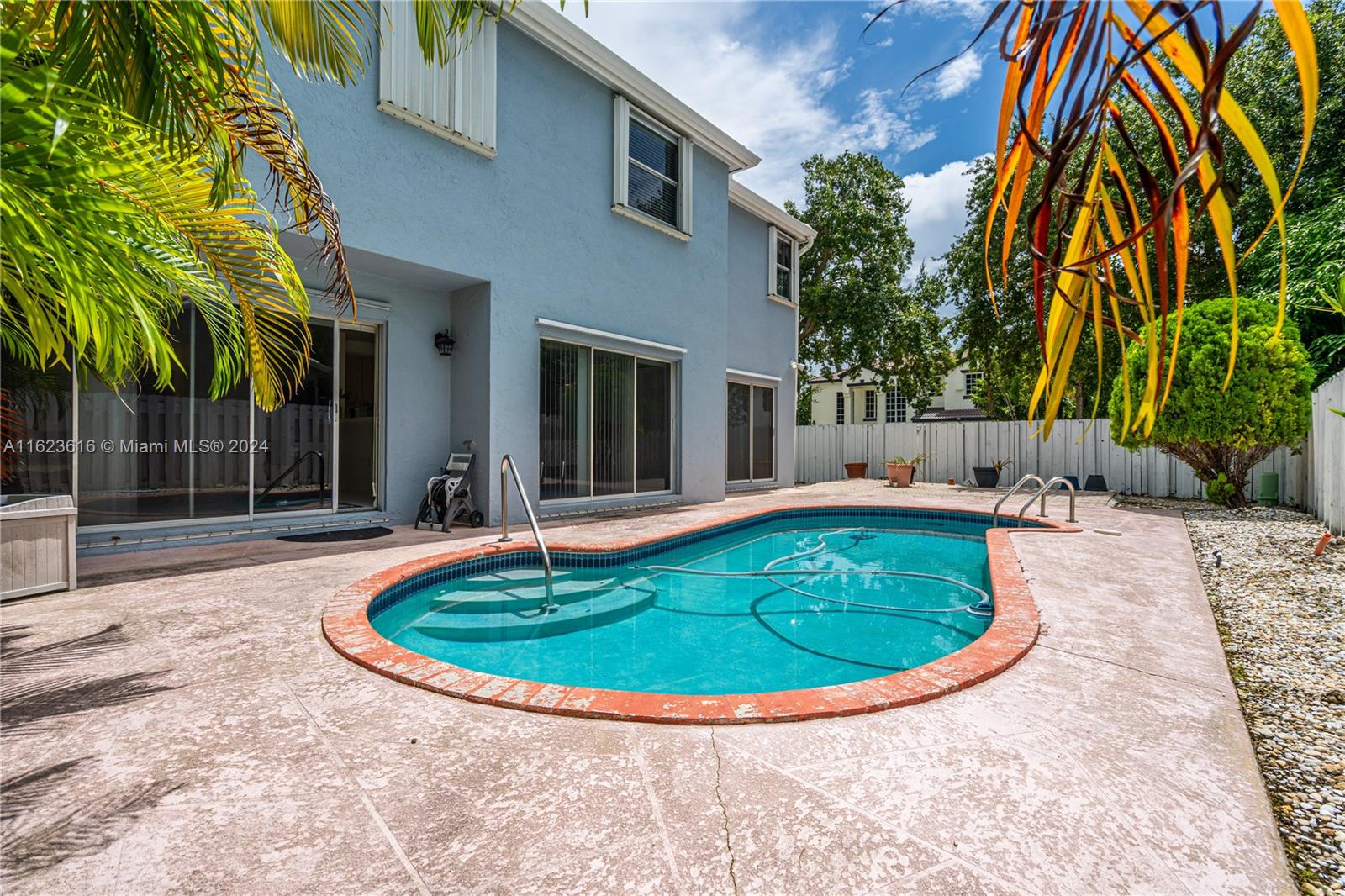 15639 SW 98th Ter