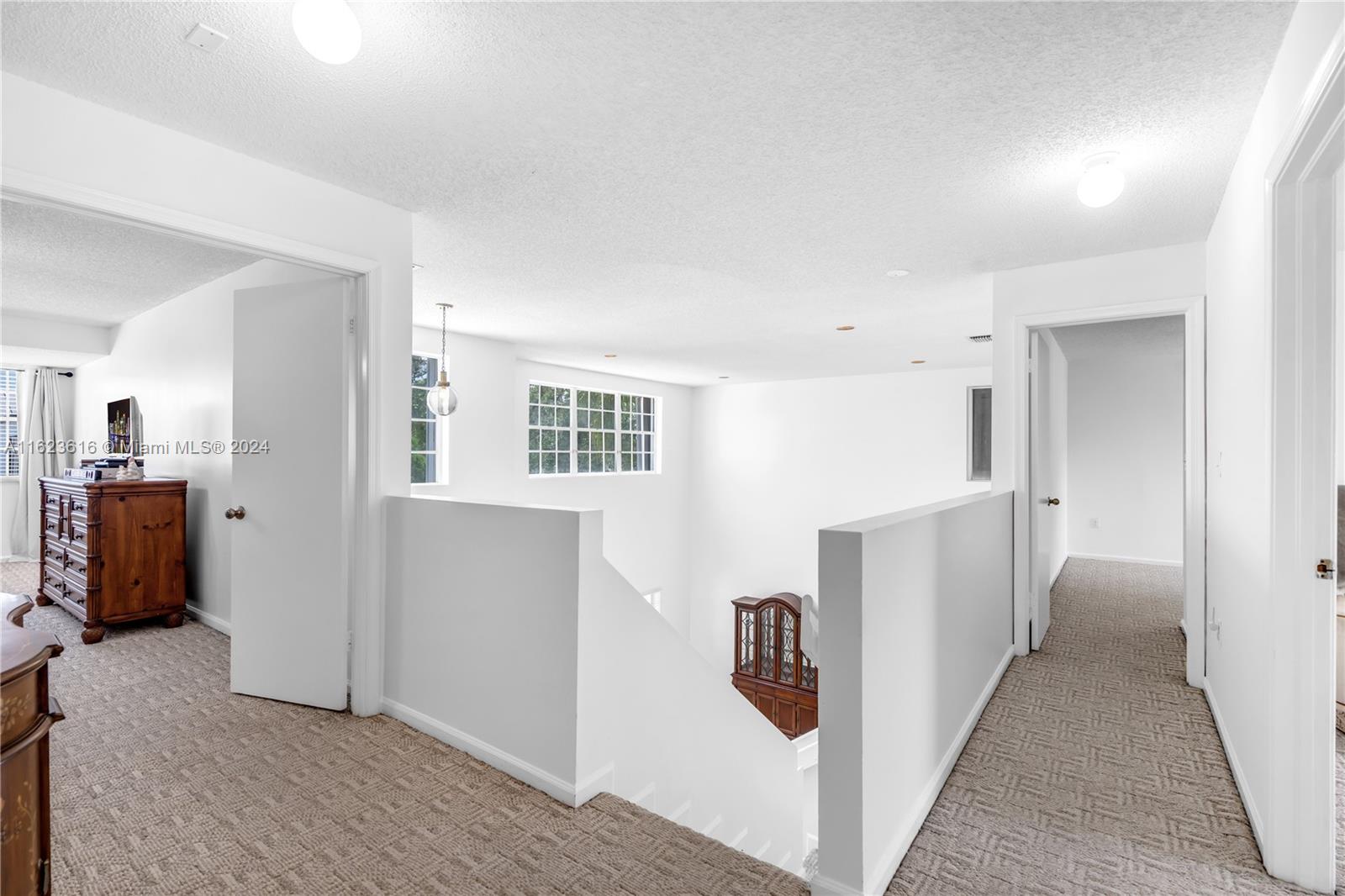 15639 SW 98th Ter