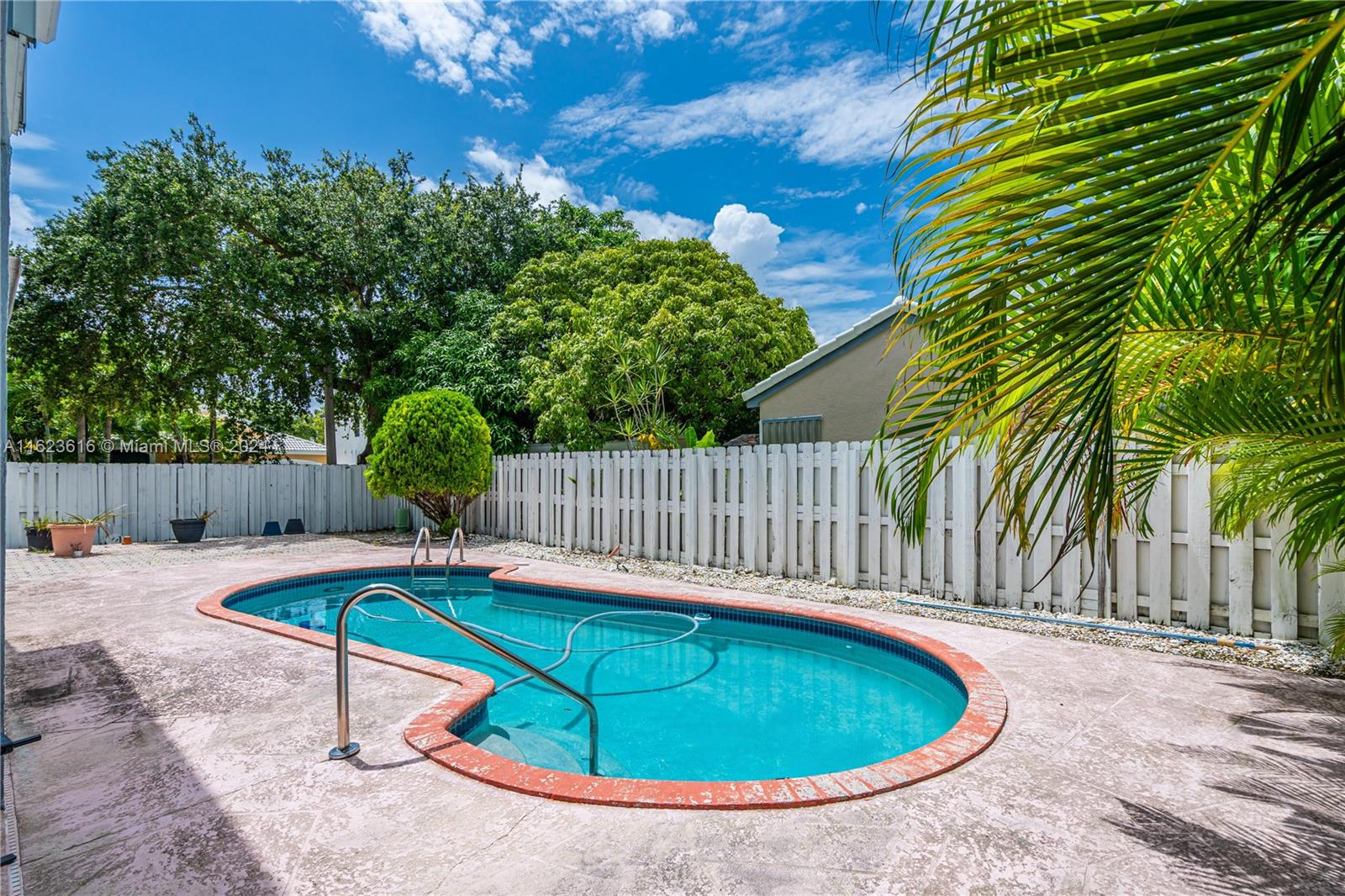 15639 SW 98th Ter