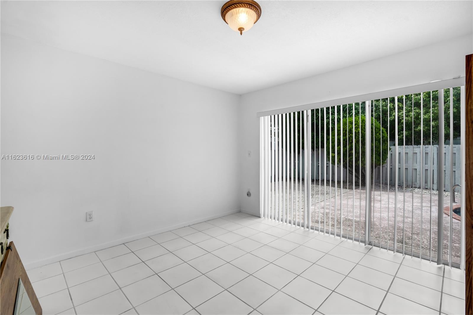 15639 SW 98th Ter