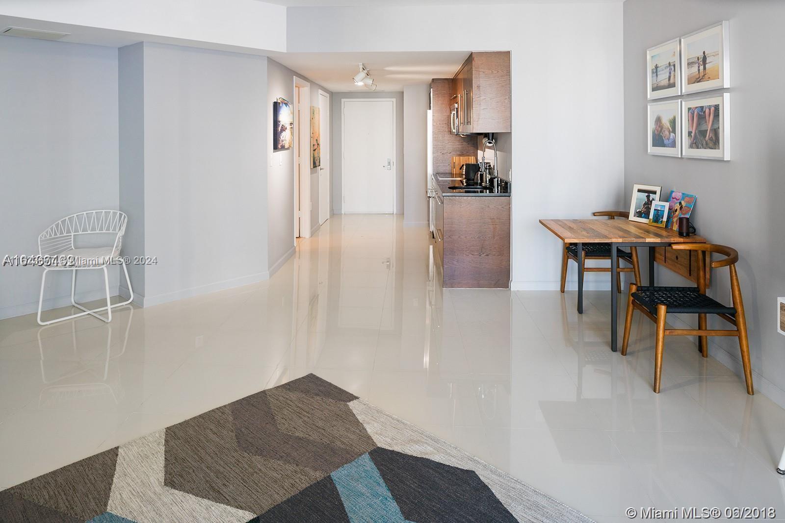 475 Brickell Ave # 1908