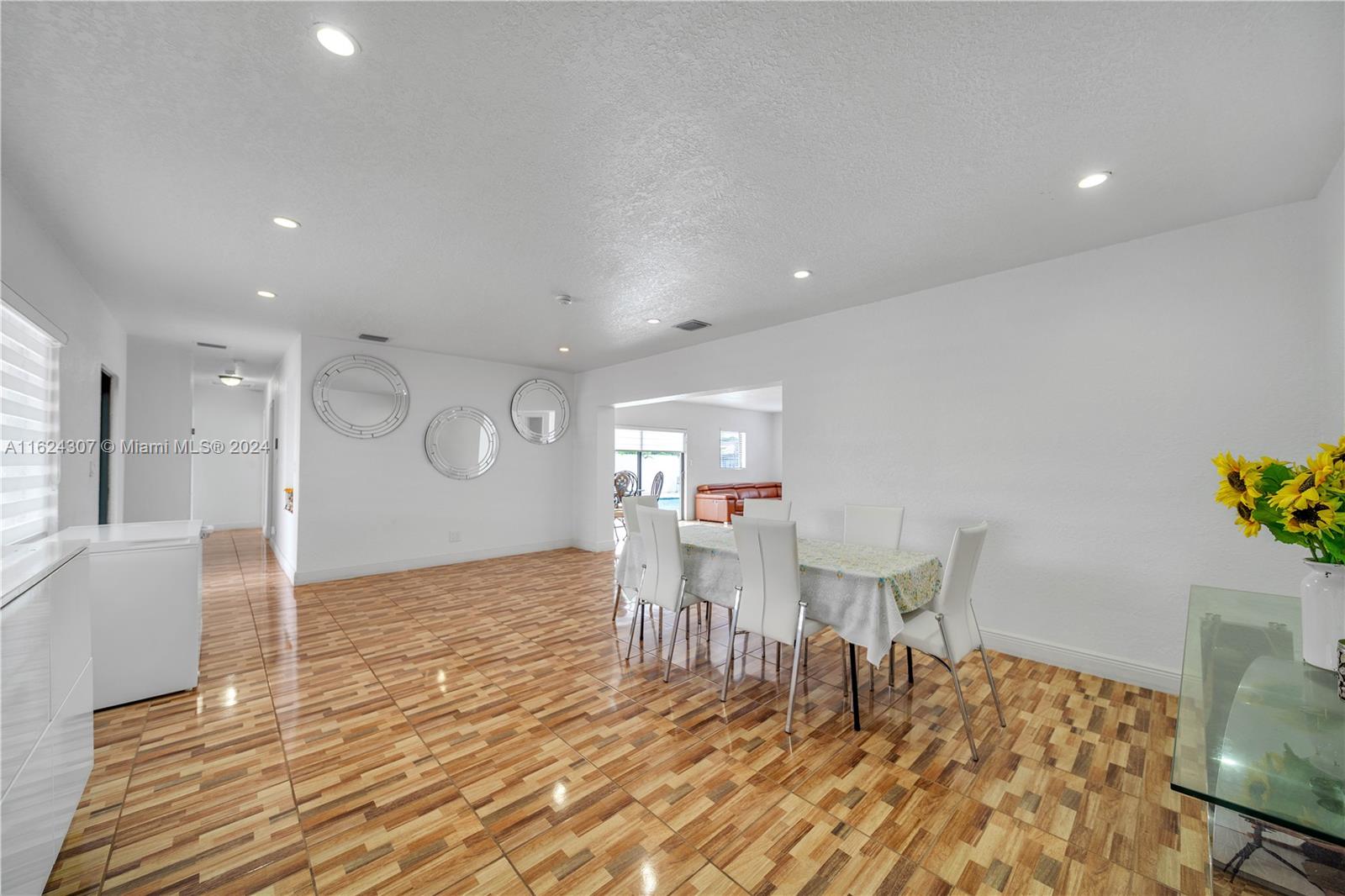 11112 NW 59th Pl
