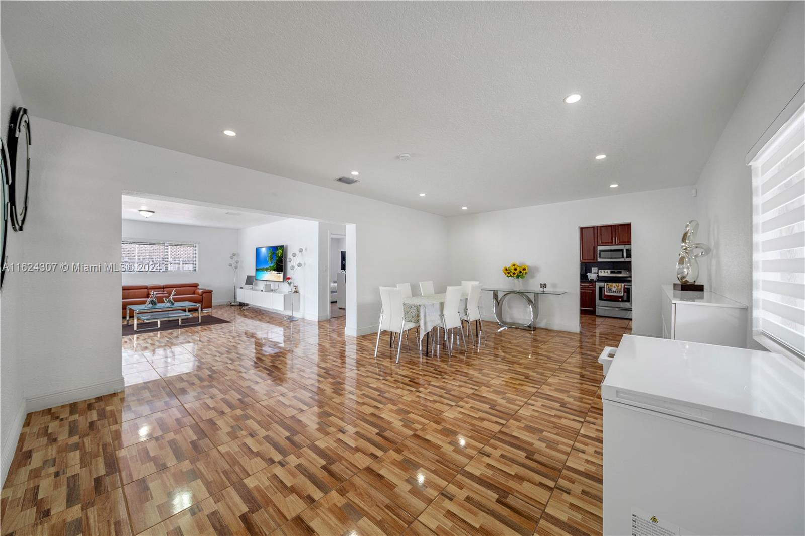 11112 NW 59th Pl